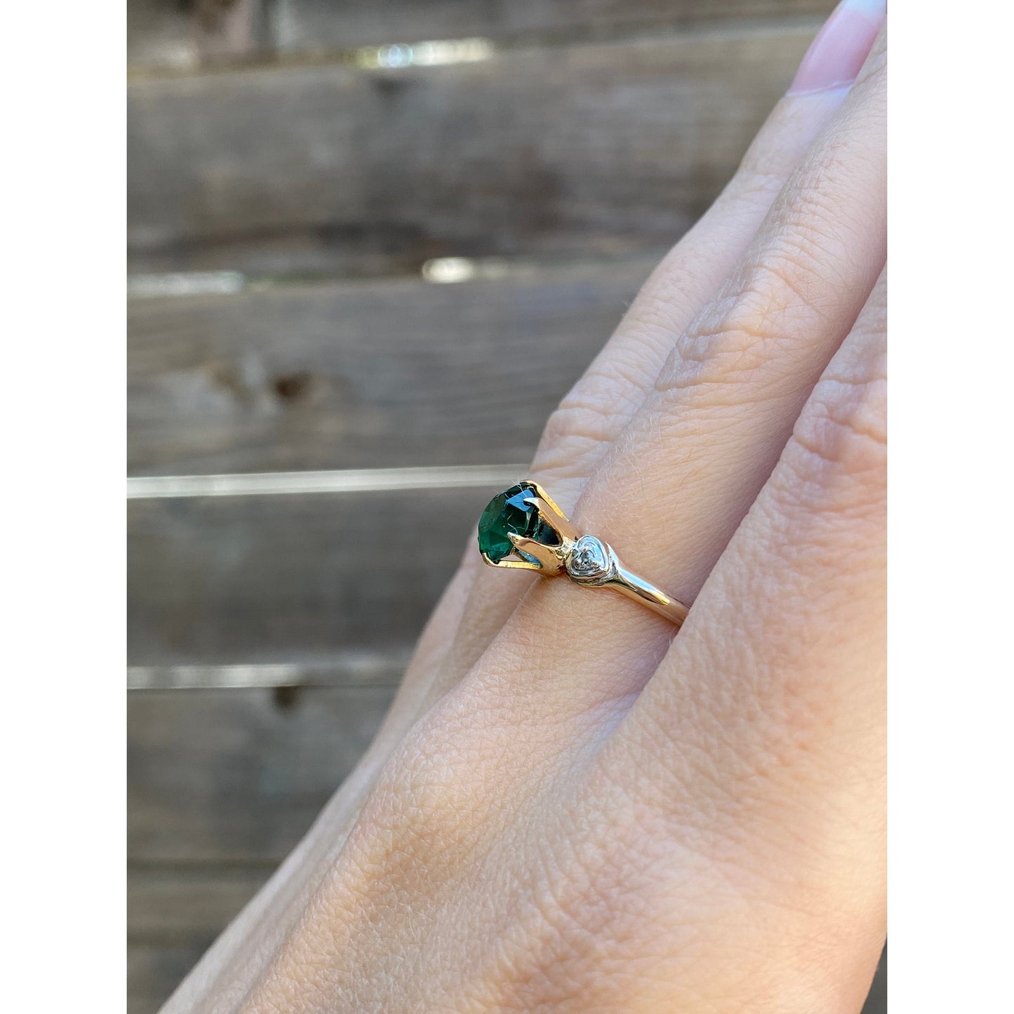 Vintage Solid 10k White & Yellow Gold Green Cubic Zirconia Ring - Size 6.75
