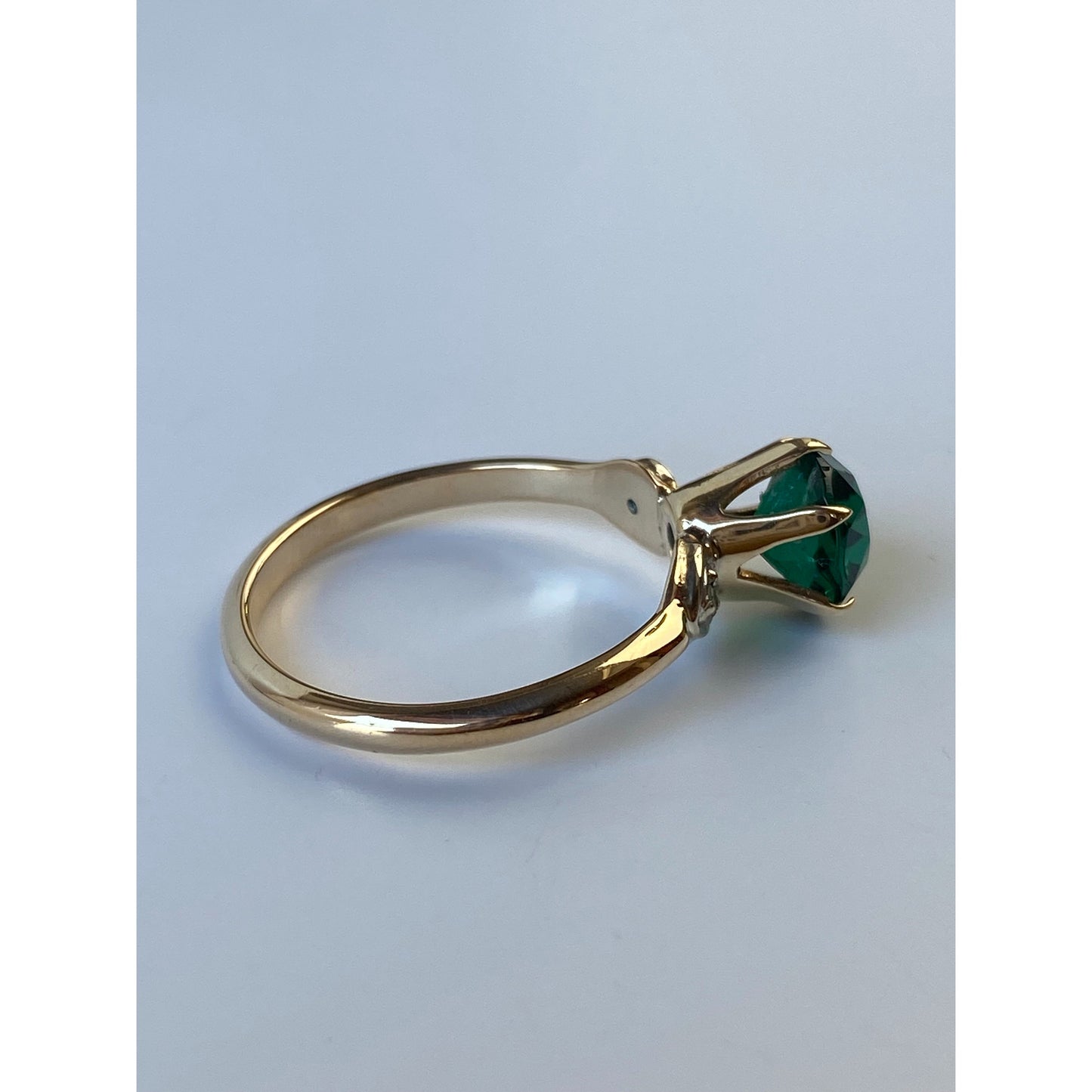 Vintage Solid 10k White & Yellow Gold Green Cubic Zirconia Ring - Size 6.75