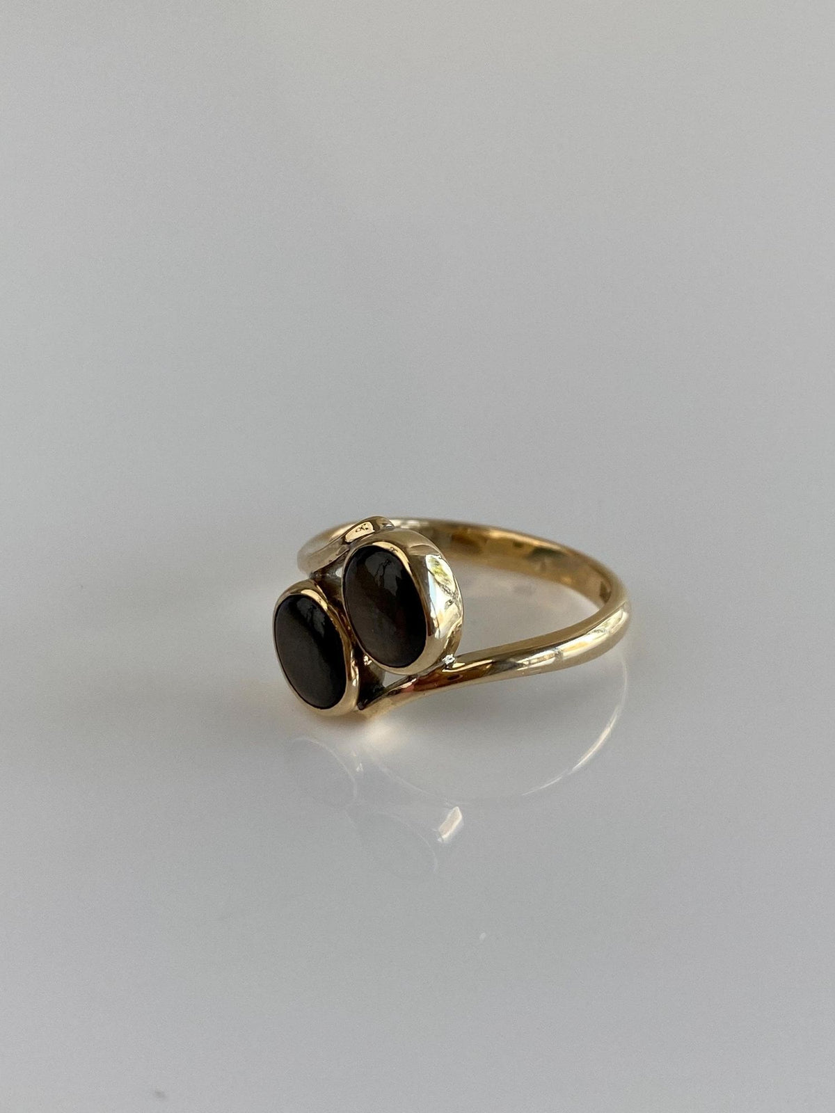 Vintage Solid 10k Yellow Gold Double Star Sapphire Ring - Size 4.5