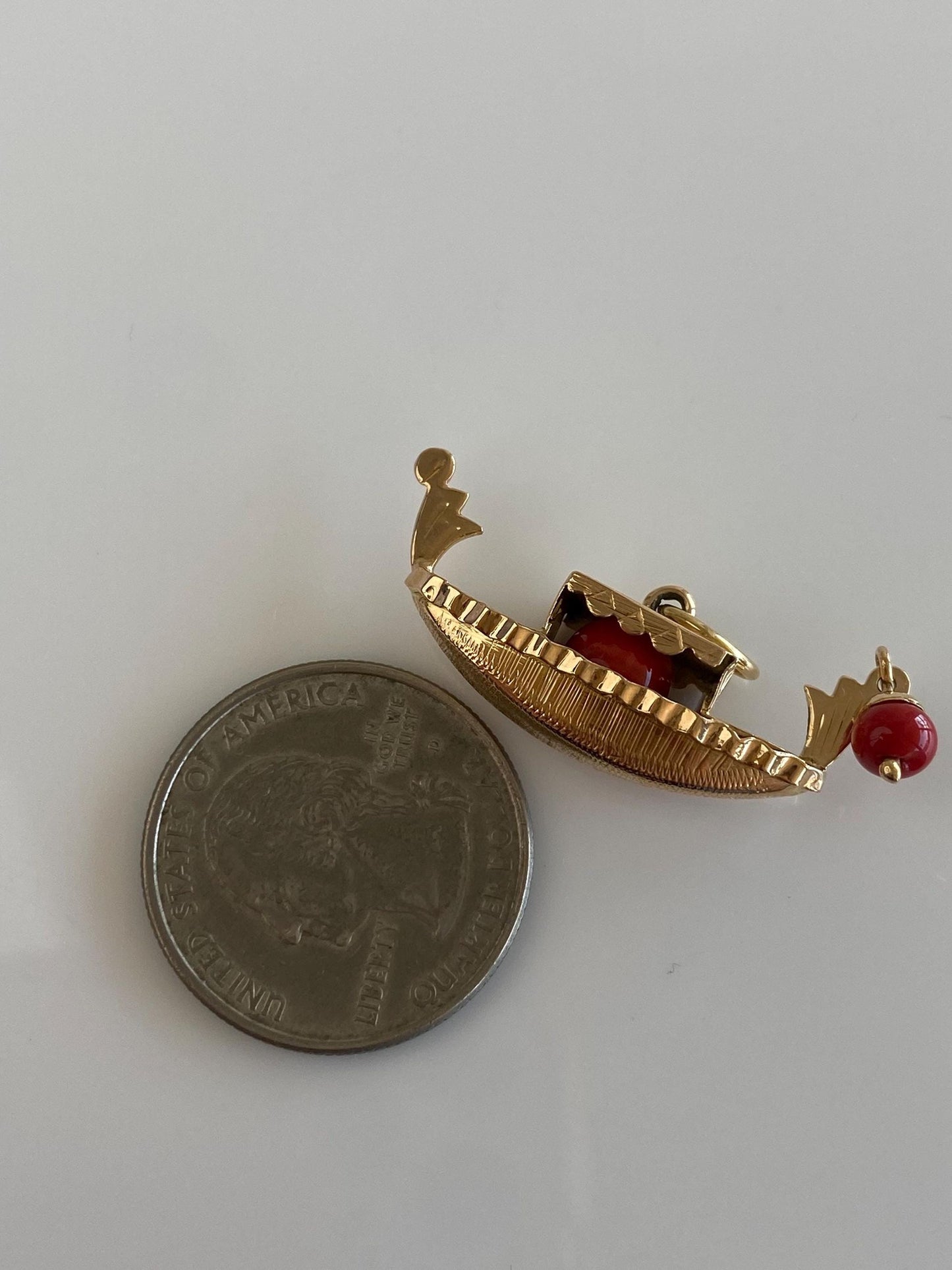 Vintage 18k Yellow Gold Red Stone Boat Charm