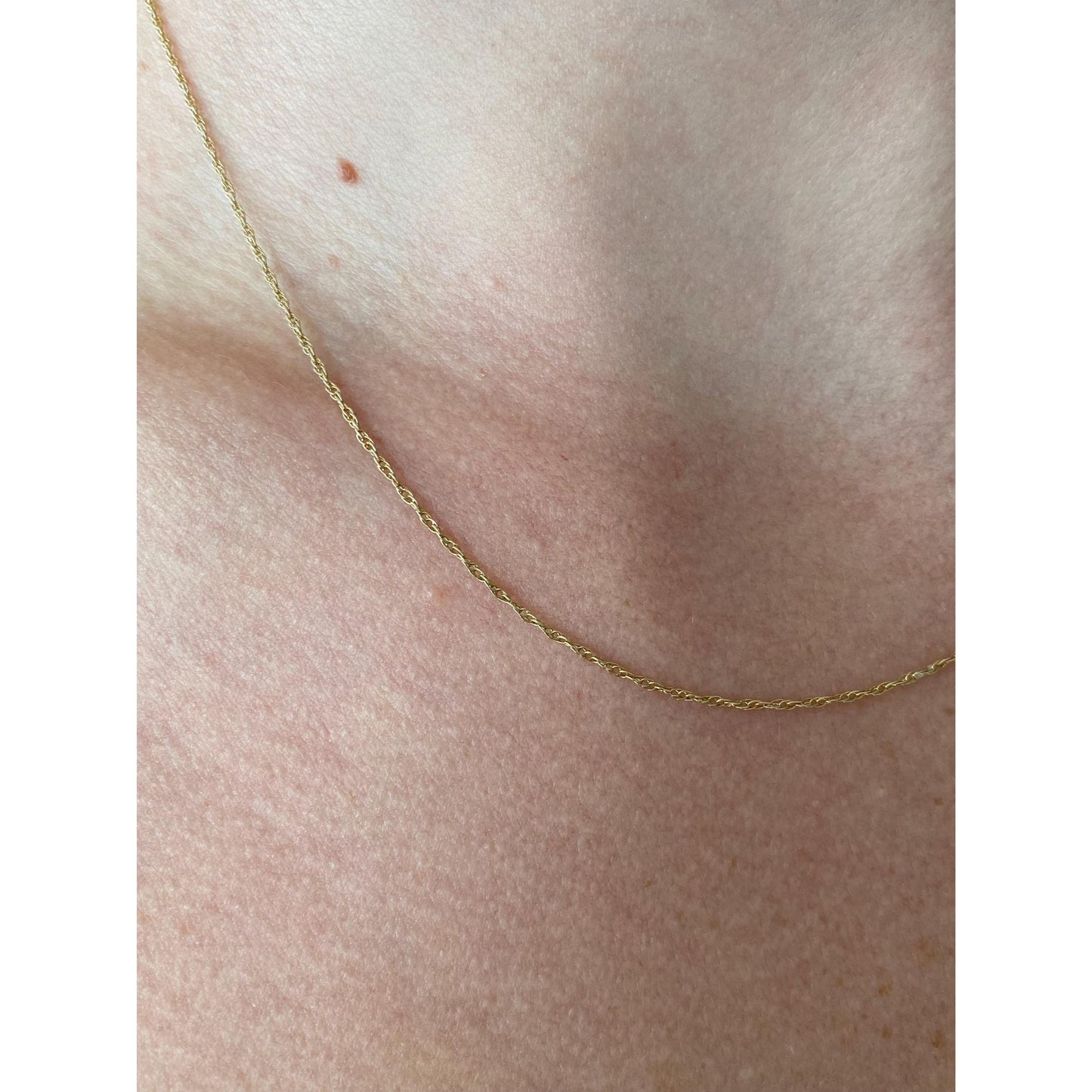 Vintage Solid 14k Yellow Gold Dainty Chain Necklace - 17 inches