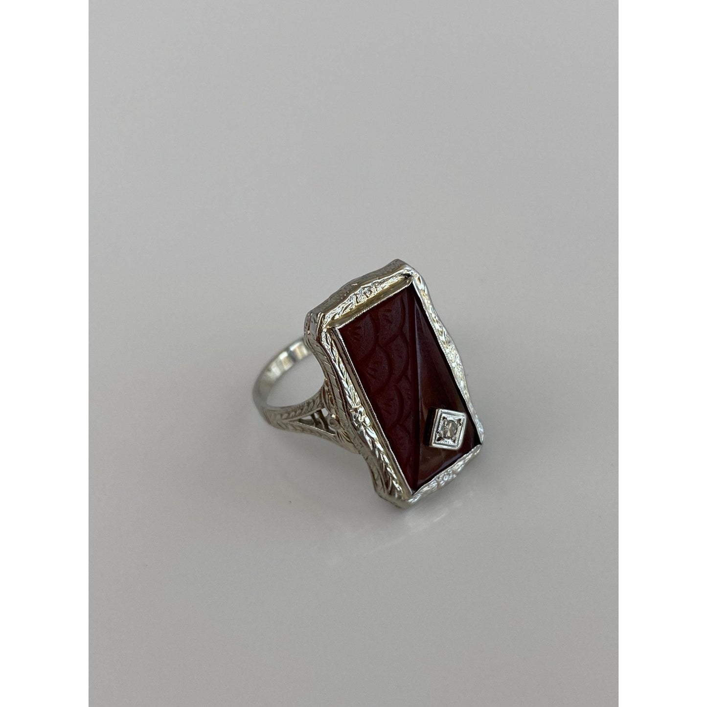 Vintage Solid 14k White Gold Clear Sapphire Carved Carnelian Art Deco Poison Ring - Size 6.5