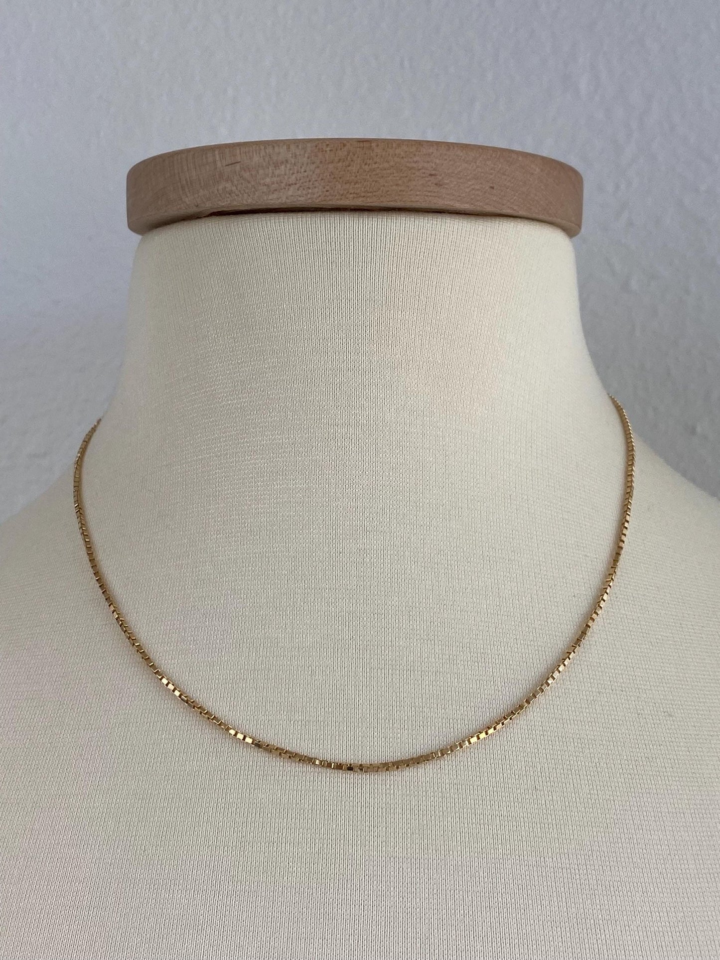 Vintage Solid 14k Yellow Gold Box Chain Necklace - 18.25 inches