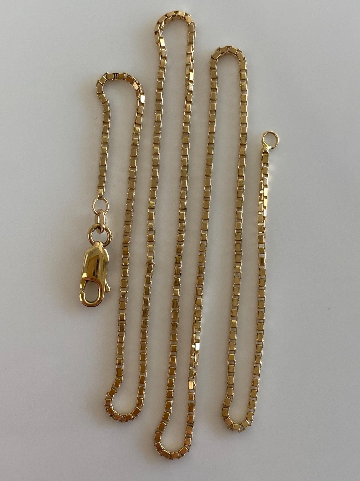 Vintage Solid 14k Yellow Gold Box Chain Necklace - 18.25 inches