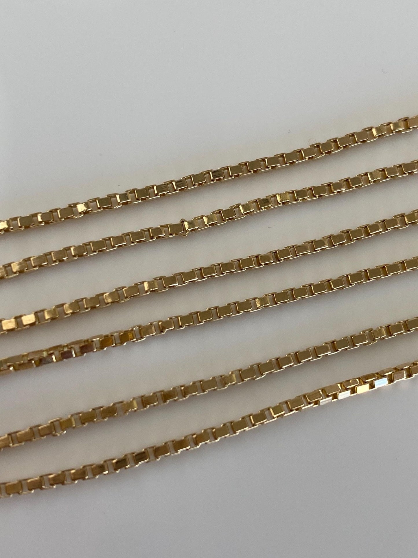 Vintage Solid 14k Yellow Gold Box Chain Necklace - 18.25 inches
