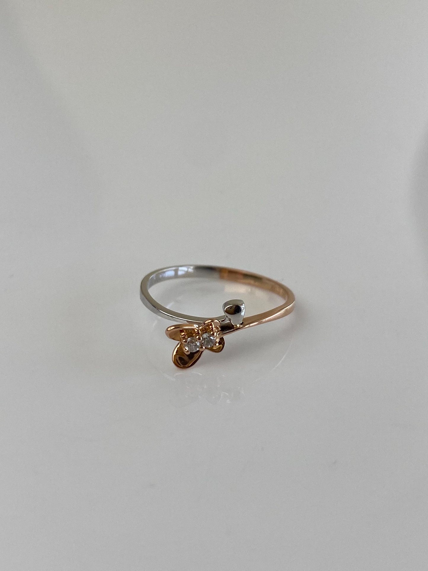Vintage Solid 18k Rose & White Gold Diamond Butterfly Heart Ring - Size 5.5