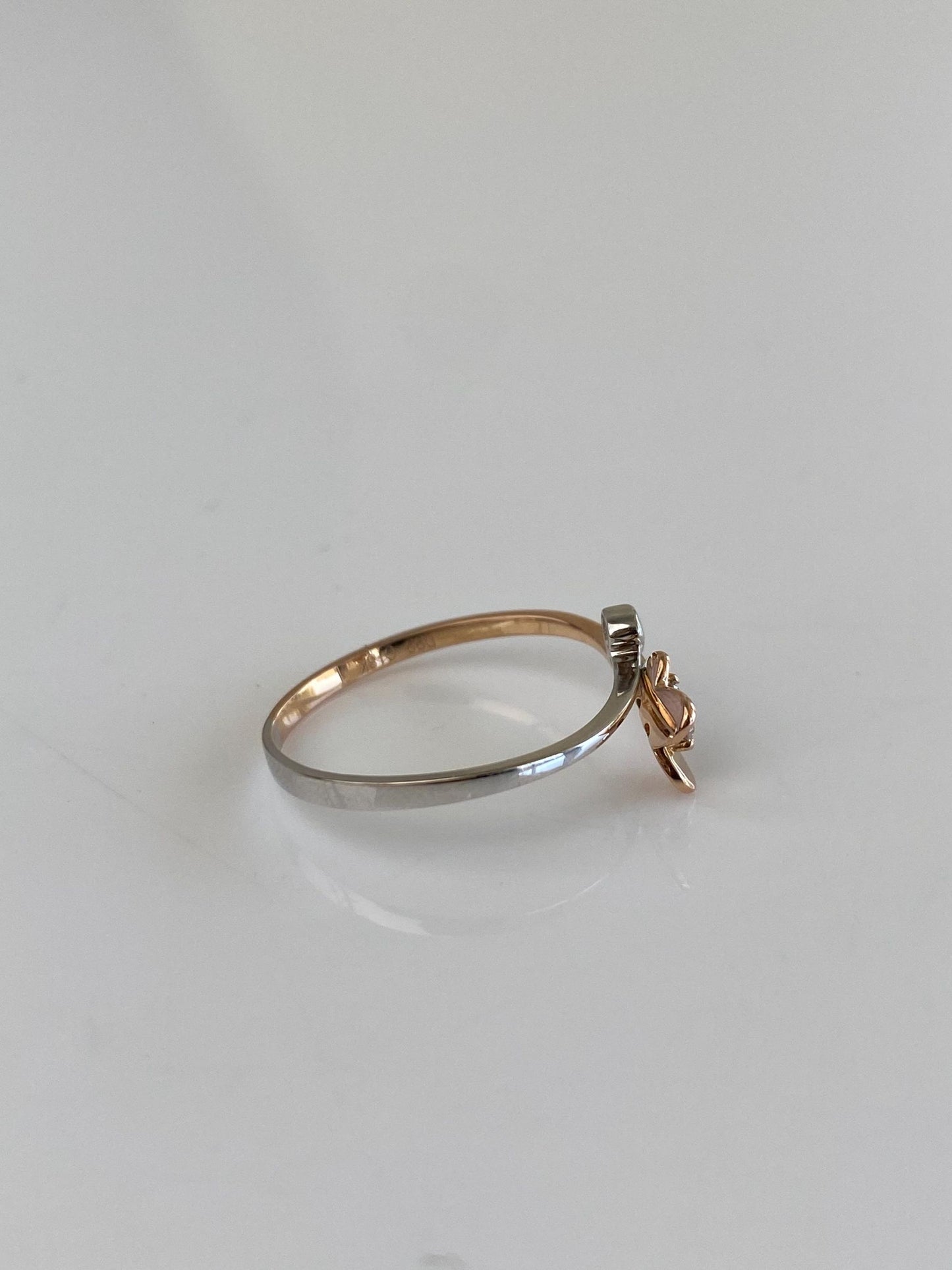 Vintage Solid 18k Rose & White Gold Diamond Butterfly Heart Ring - Size 5.5