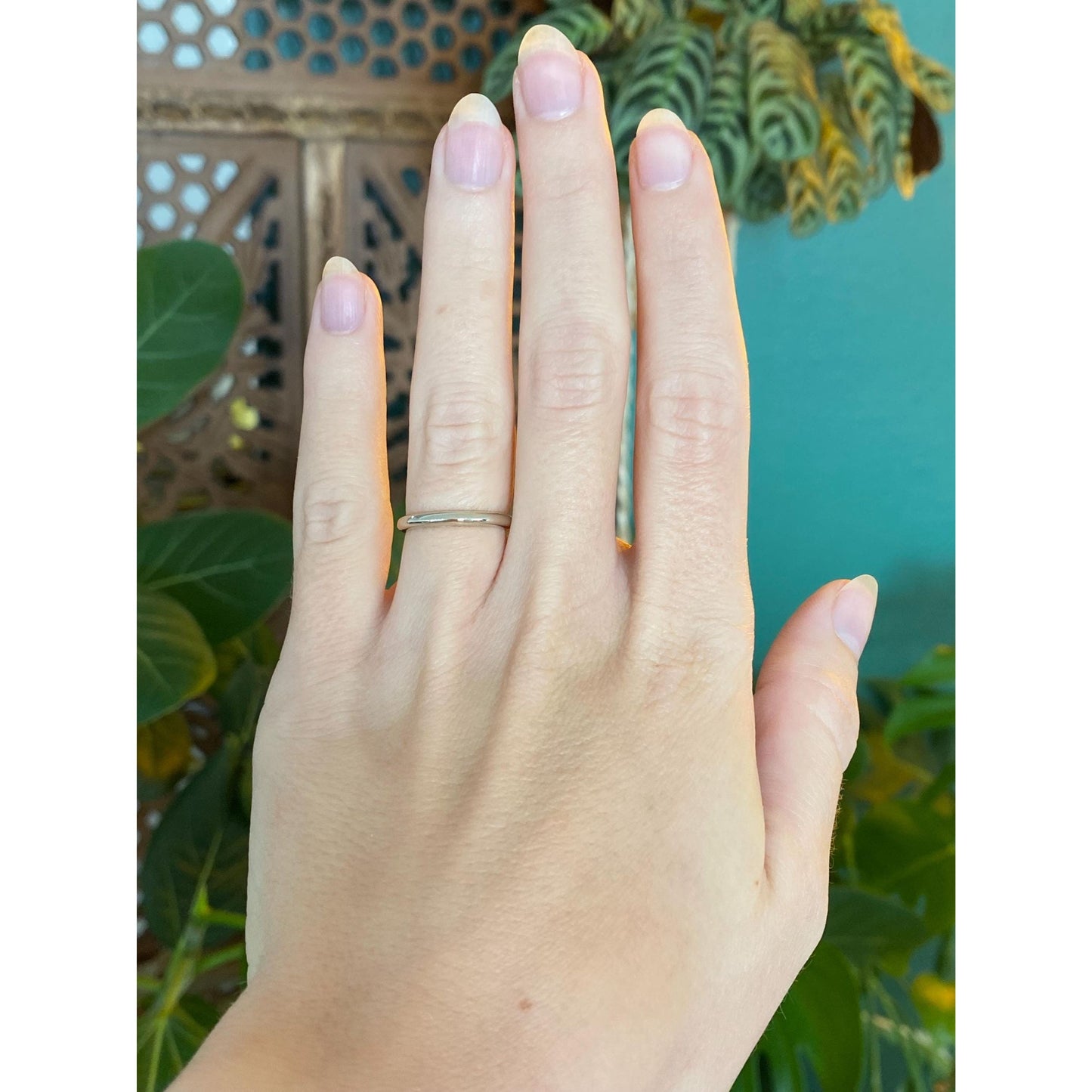 Vintage Solid 14k White Gold Ring Band - Size 4.75