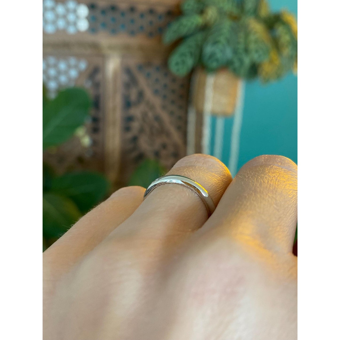 Vintage Solid 14k White Gold Ring Band - Size 4.75