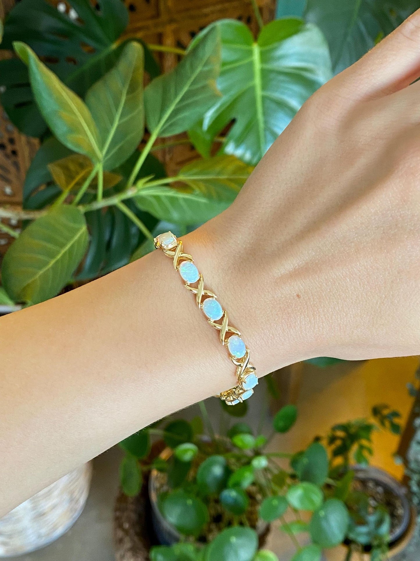 Vintage Solid 14k Yellow Gold Opal XO Link Bracelet - 6.75 inches