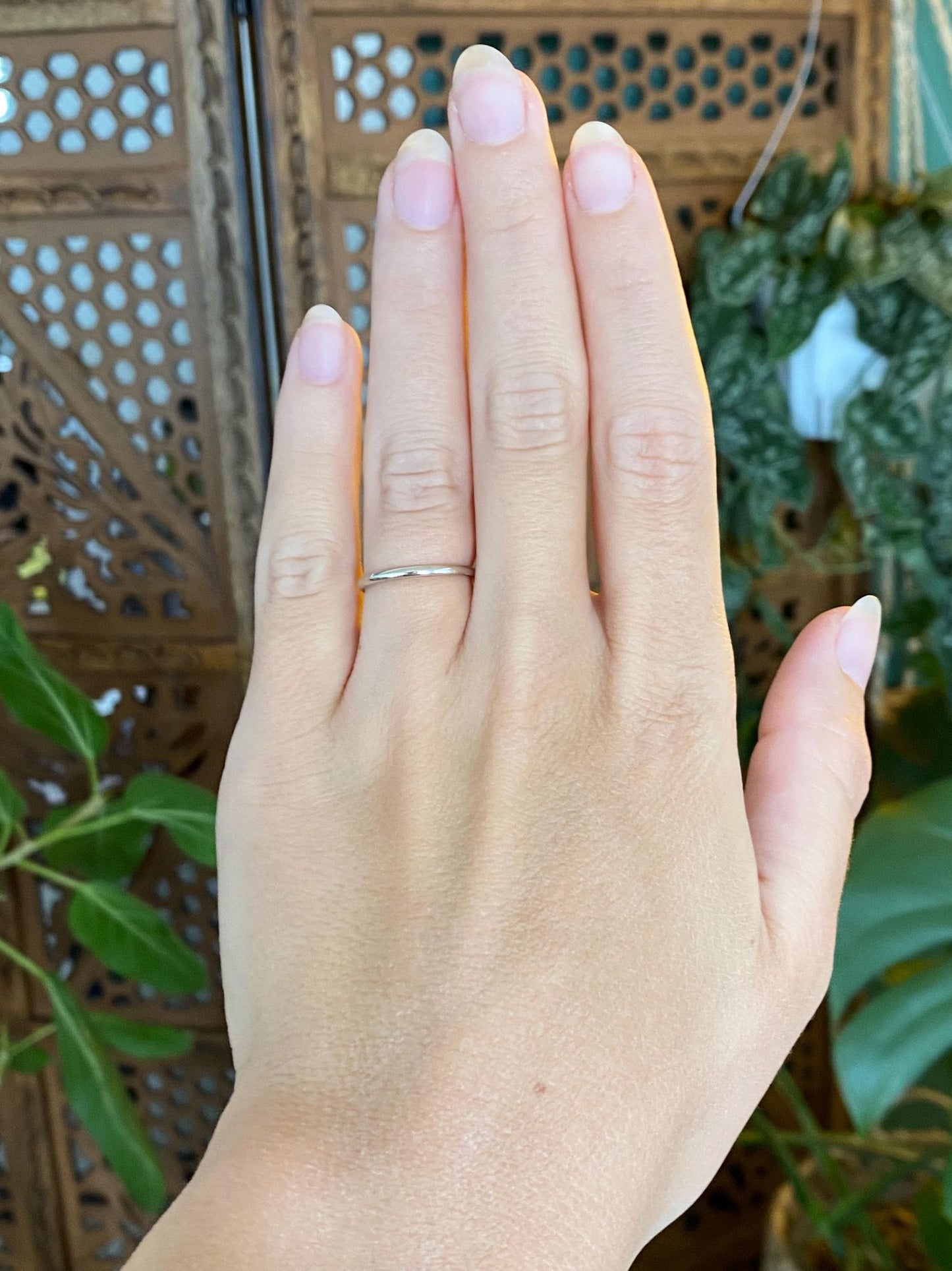 Vintage Solid 14k White Gold Slim Ring Band - Size 5.25