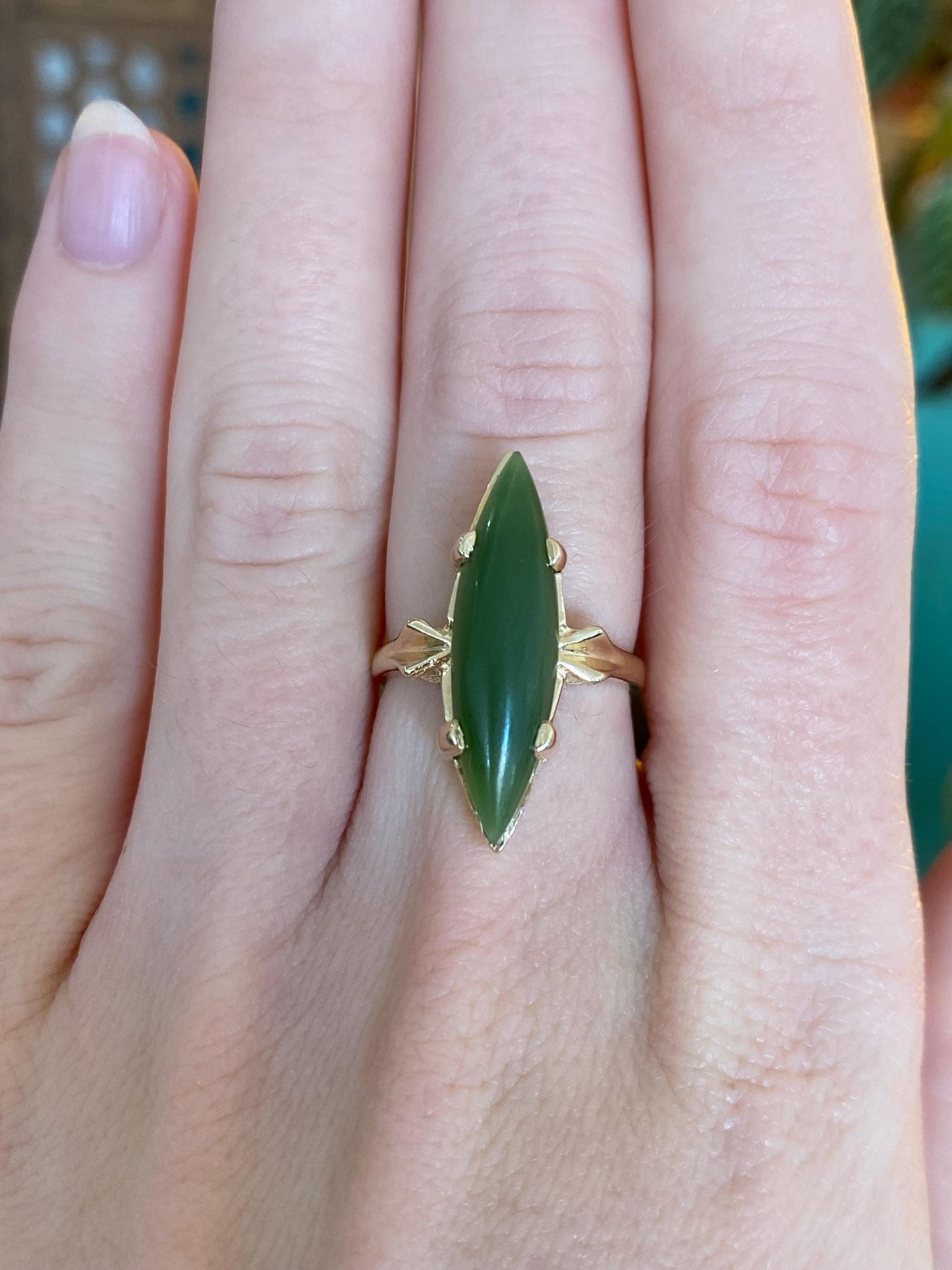 Vintage Solid 14k Yellow Gold Nephrite Marquis Ring - Size 5.75