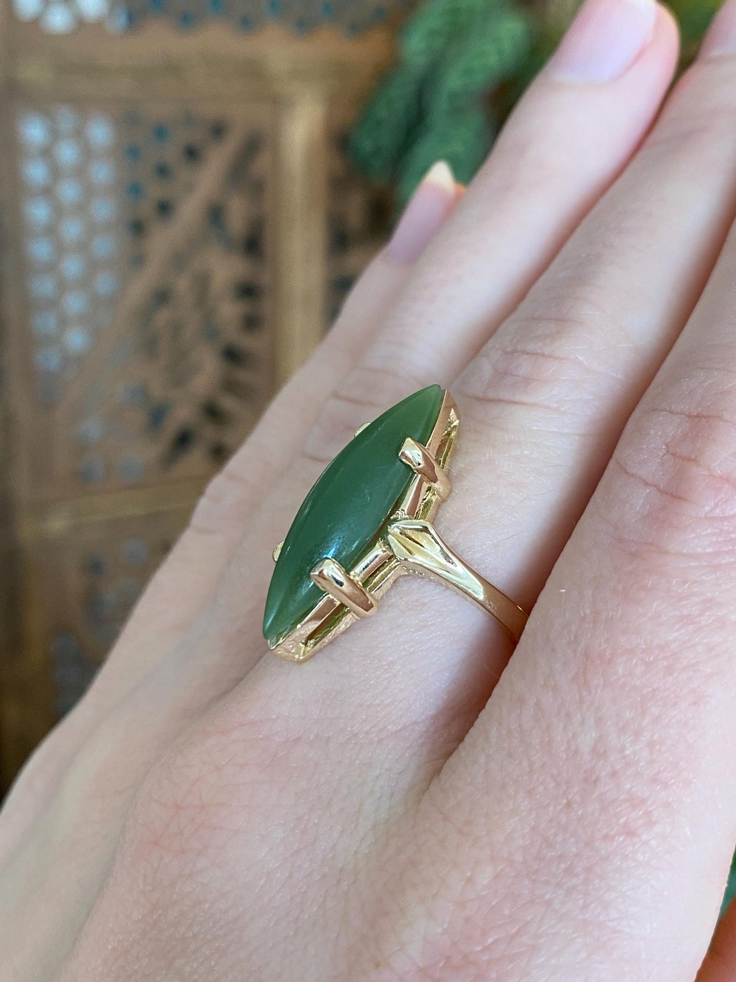 Vintage Solid 14k Yellow Gold Nephrite Marquis Ring - Size 5.75