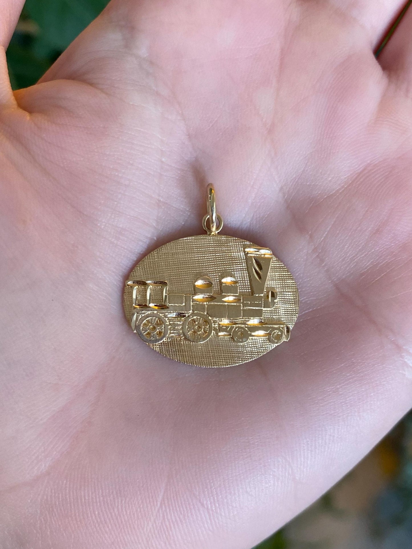 Vintage Solid 14k Yellow Gold Crosshatch Train Cufflink Conversion Charm