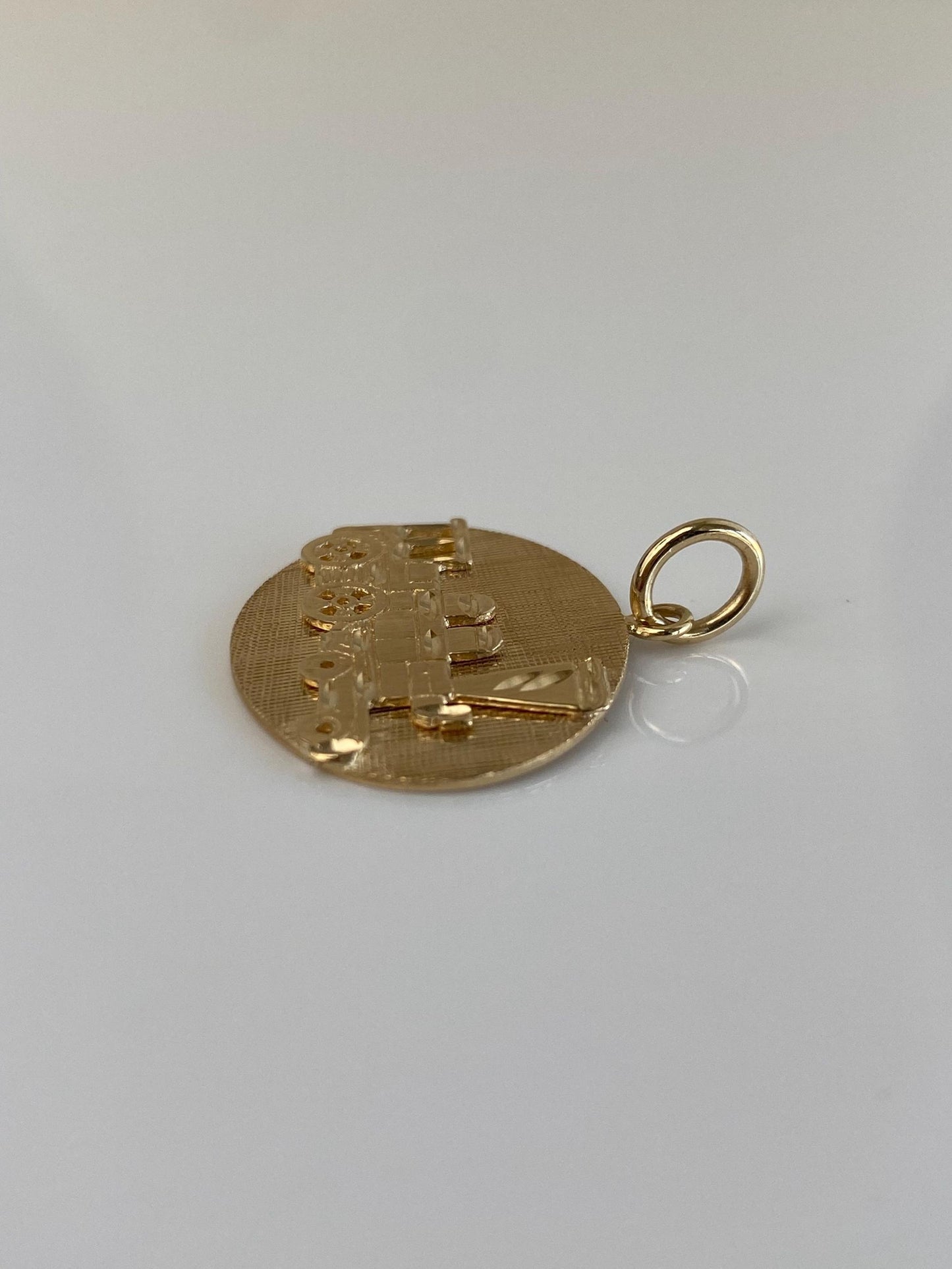 Vintage Solid 14k Yellow Gold Crosshatch Train Cufflink Conversion Charm
