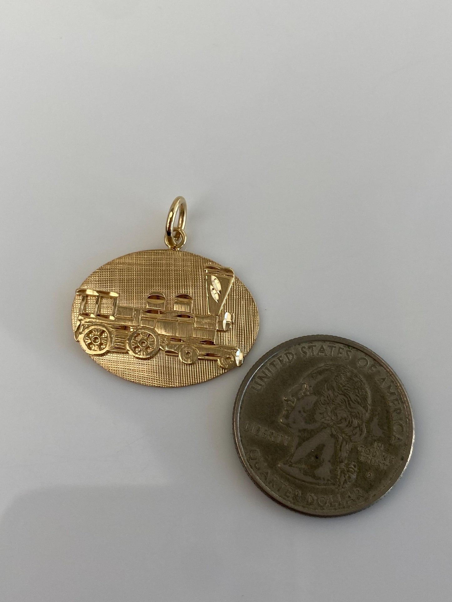 Vintage Solid 14k Yellow Gold Crosshatch Train Cufflink Conversion Charm