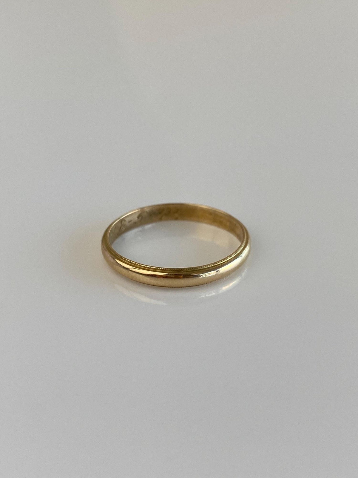 Vintage Solid 14k Yellow Gold Milgrain Ring Band - Size 8