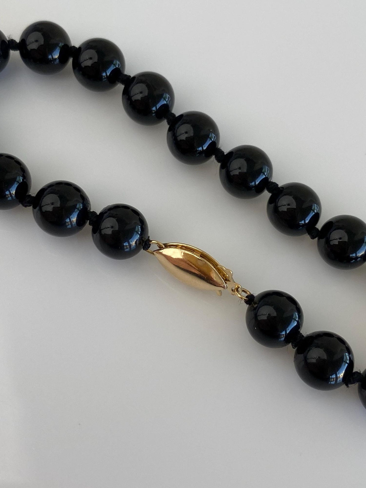 Vintage Solid 14k Yellow Gold Clasps Onyx Bead Strand Bracelet - 7.75 inches