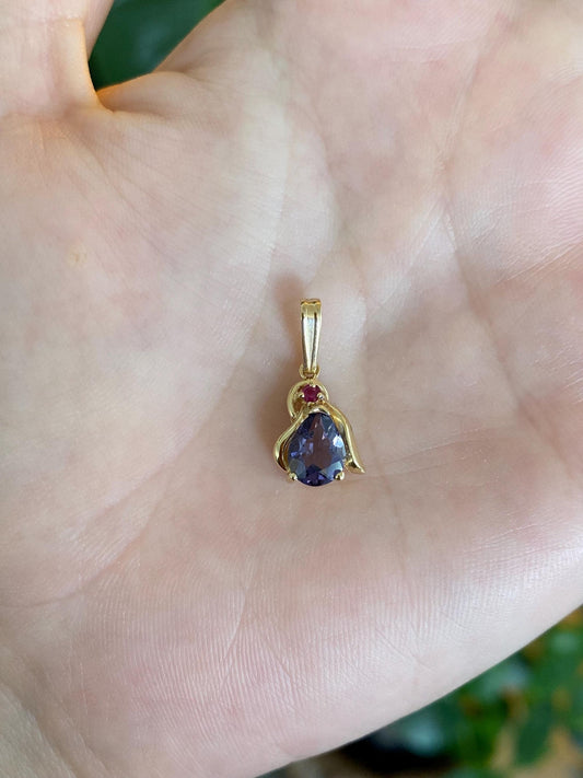 Vintage Solid 14k Yellow Gold Tanzanite Pink Sapphire Charm