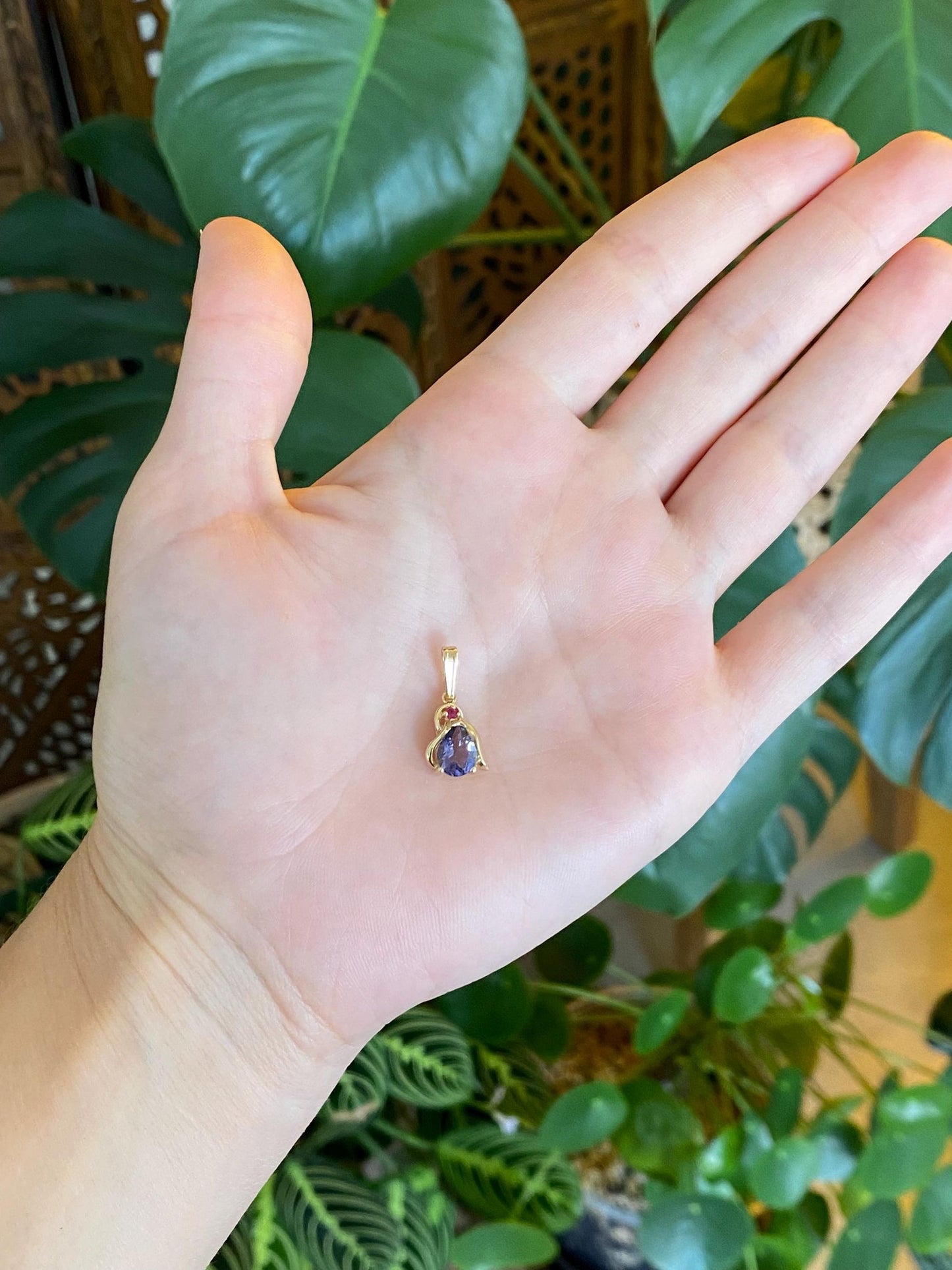 Vintage Solid 14k Yellow Gold Tanzanite Pink Sapphire Charm