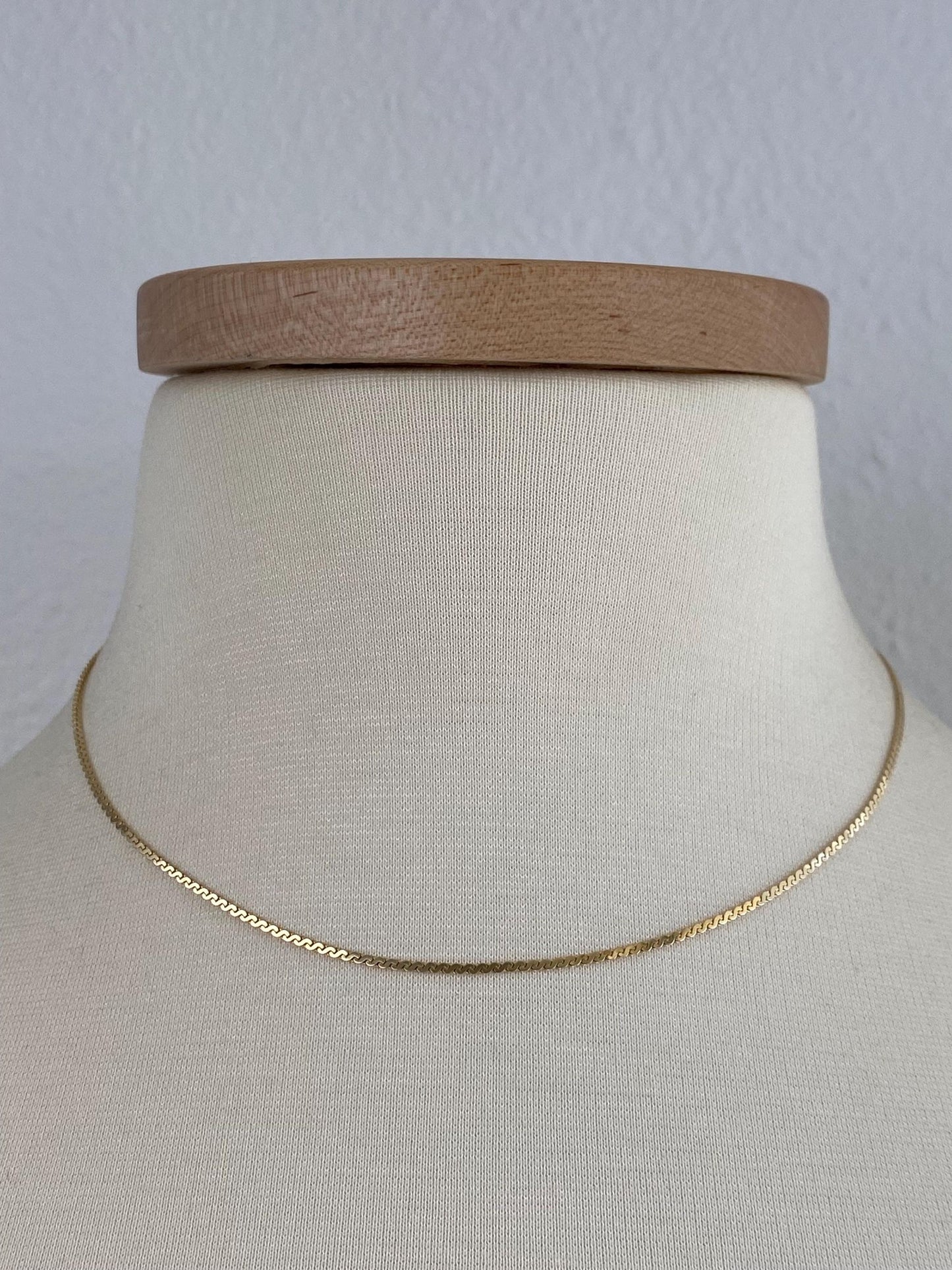 Vintage Solid 14k Yellow Gold Serpentine Chain Necklace - 16.5 inches