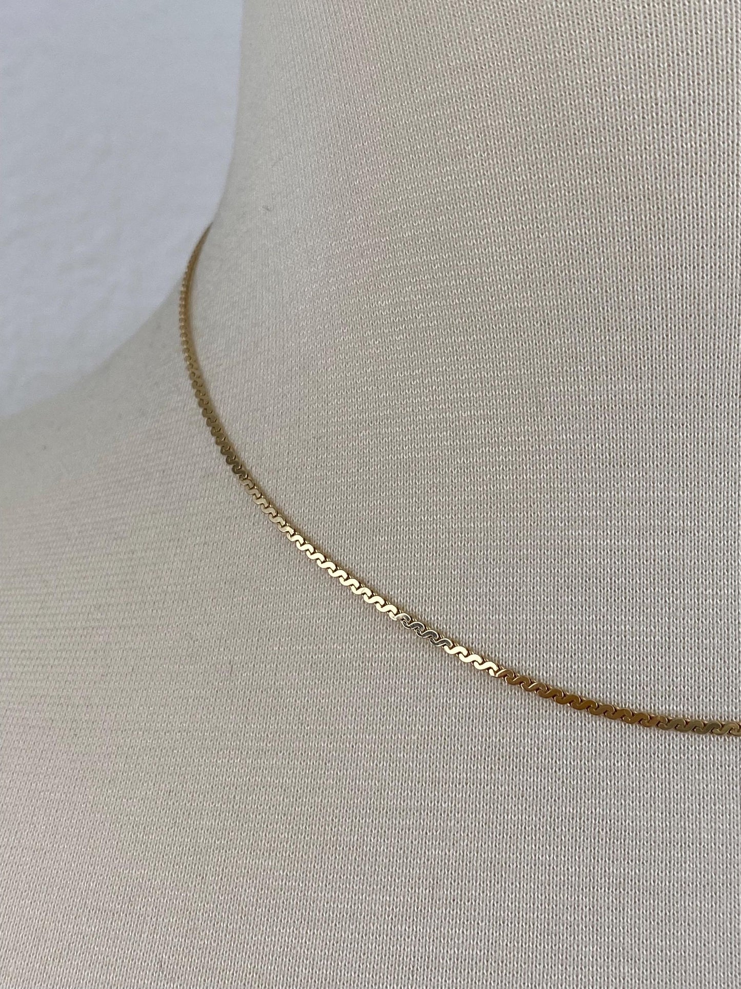 Vintage Solid 14k Yellow Gold Serpentine Chain Necklace - 16.5 inches