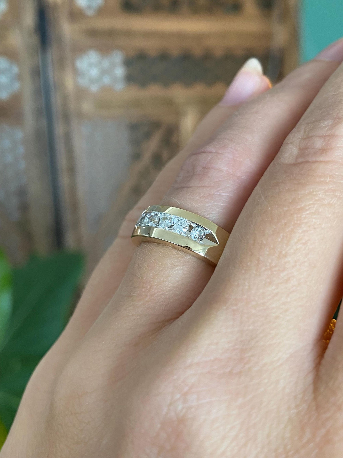 Vintage Solid 14k White & Yellow Gold Diamond Ring Band - Size 5.25