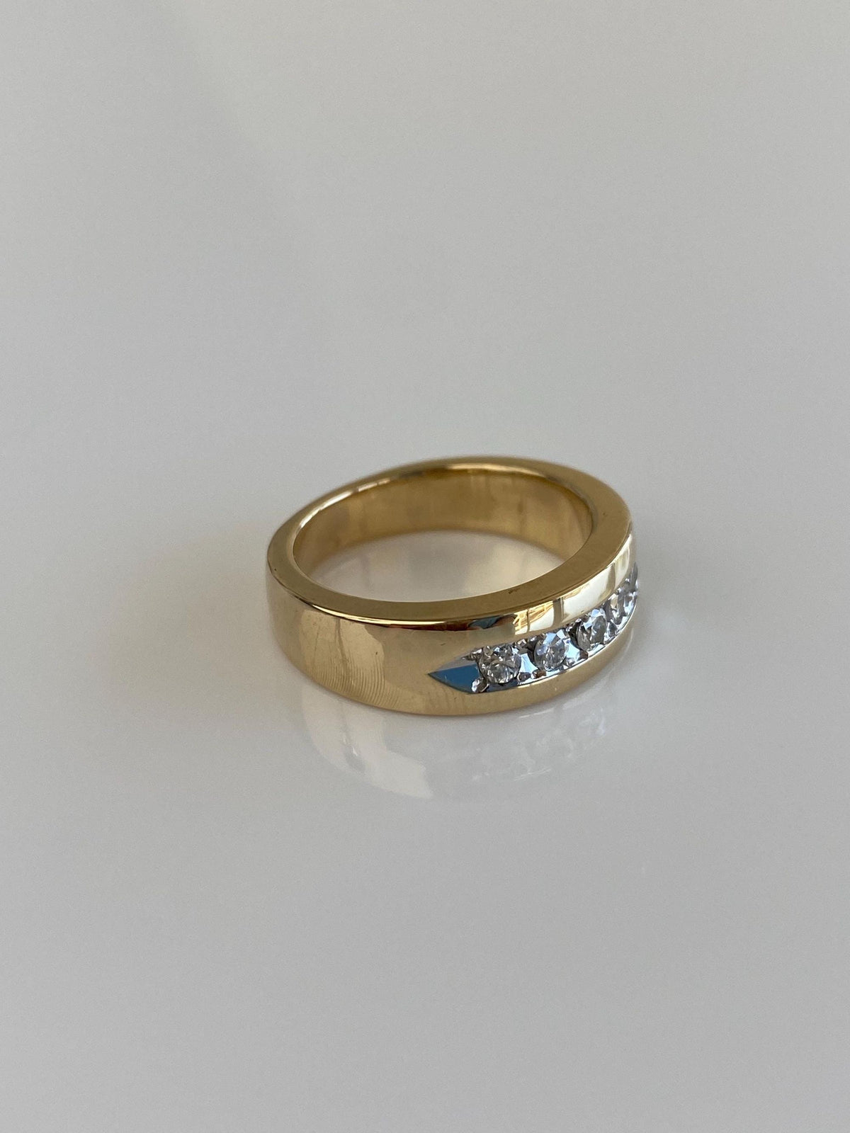 Vintage Solid 14k White & Yellow Gold Diamond Ring Band - Size 5.25