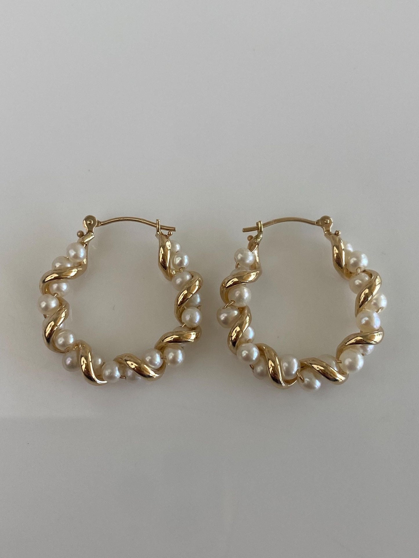 Vintage 14k Yellow Gold Pearl Hoop Stud Earrings