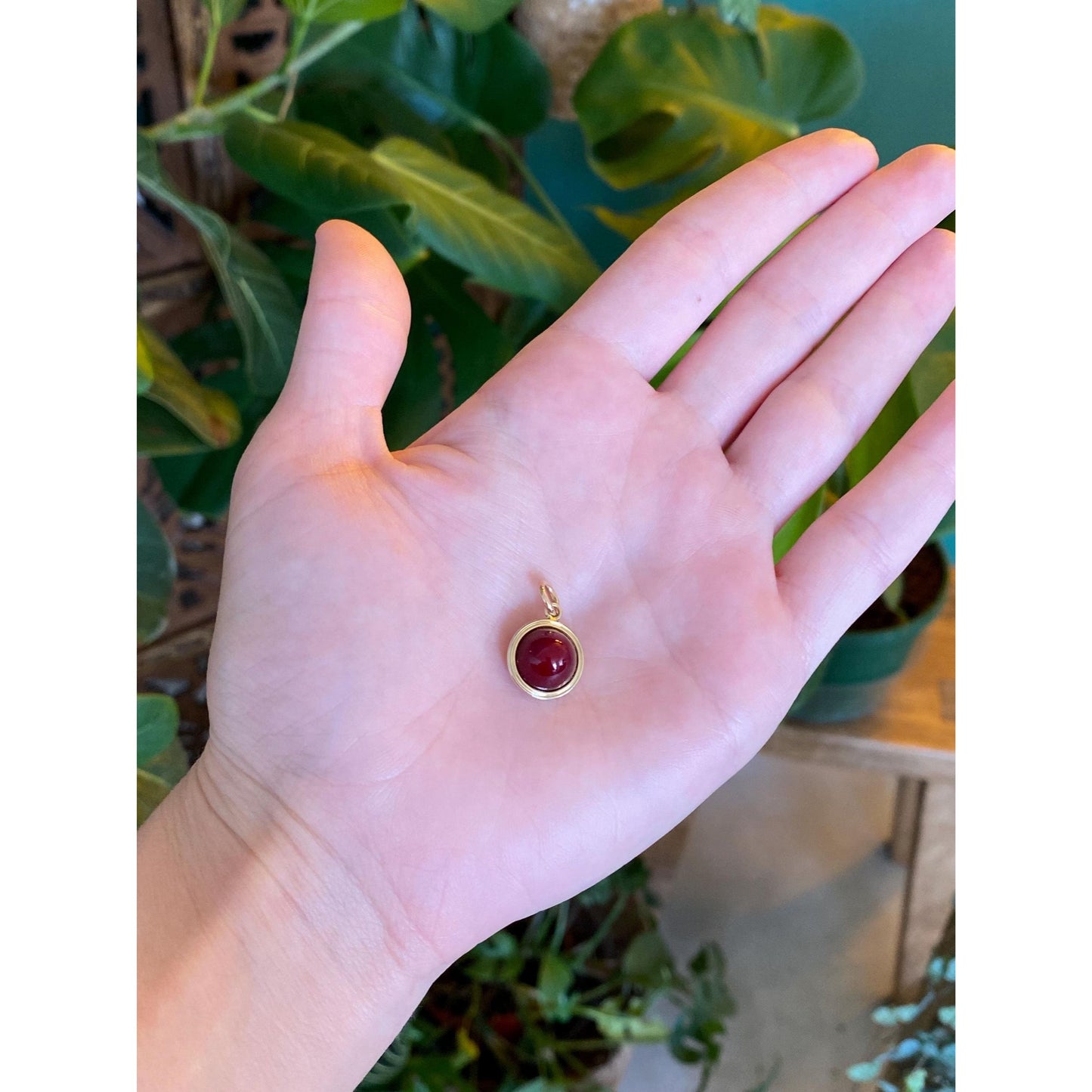 Vintage Solid 10k Yellow Gold Carnelian Charm