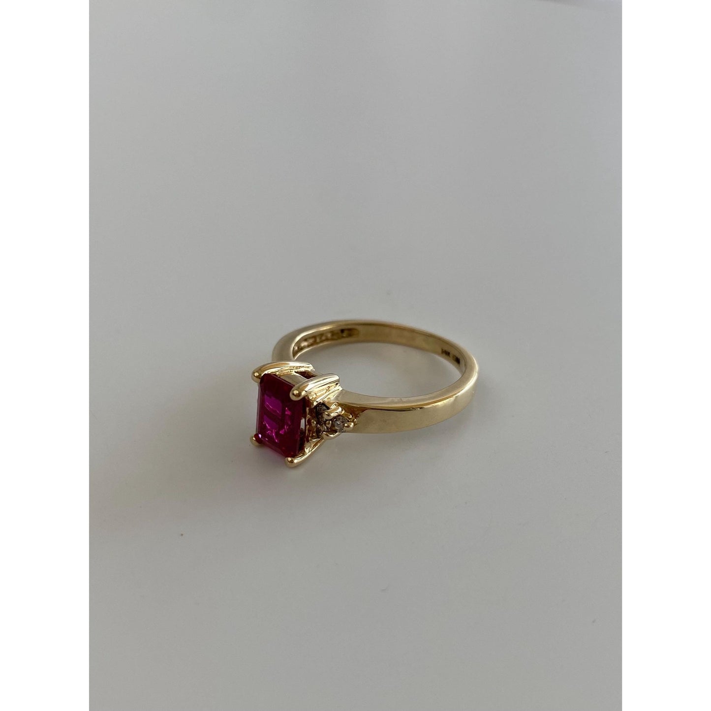 Vintage Solid 14k Yellow Gold Diamond Pink Spinel Ring - Size 6.25