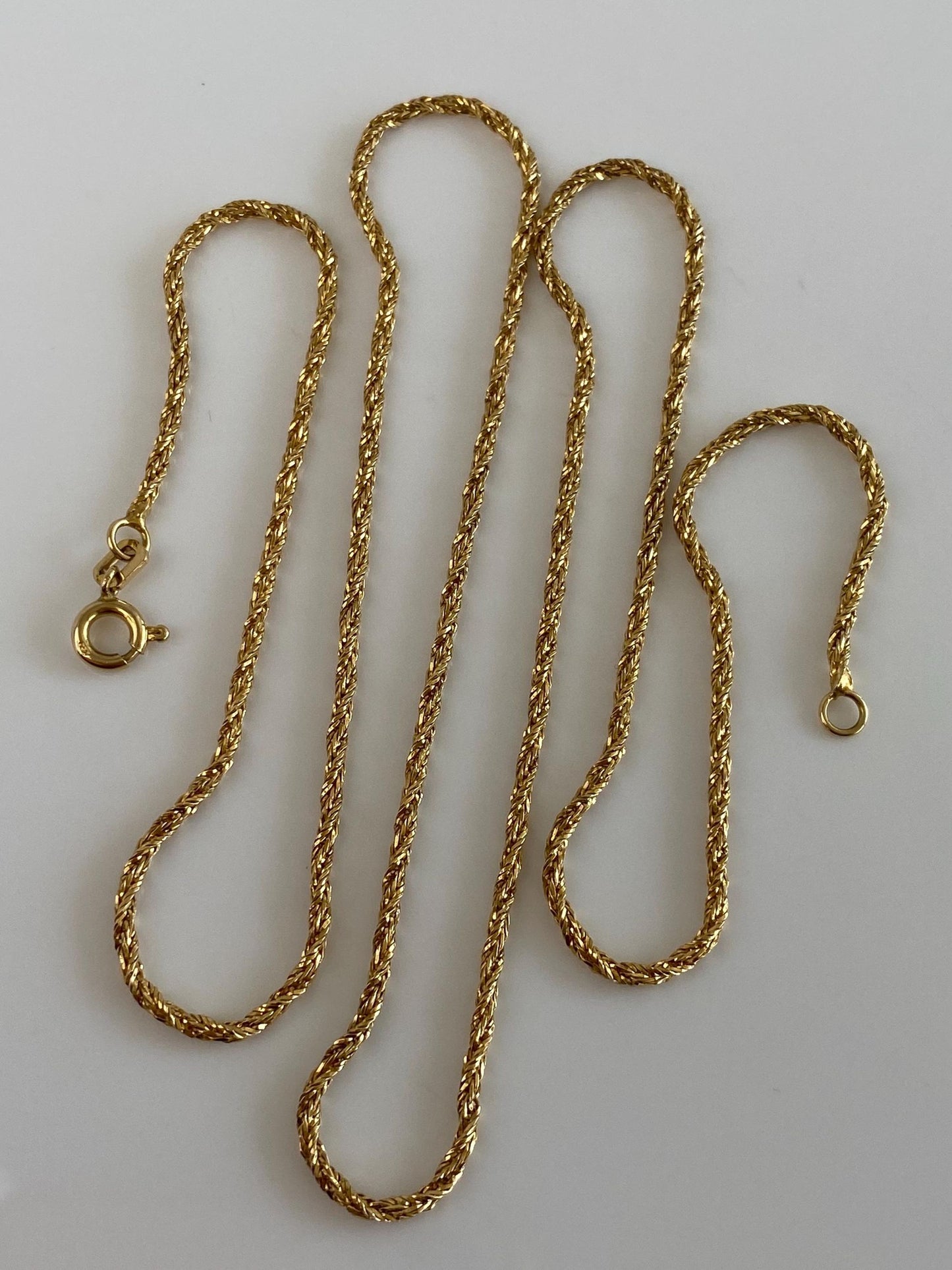 Solid 18k Yellow Gold Twist Chain Necklace - 23.5 inches