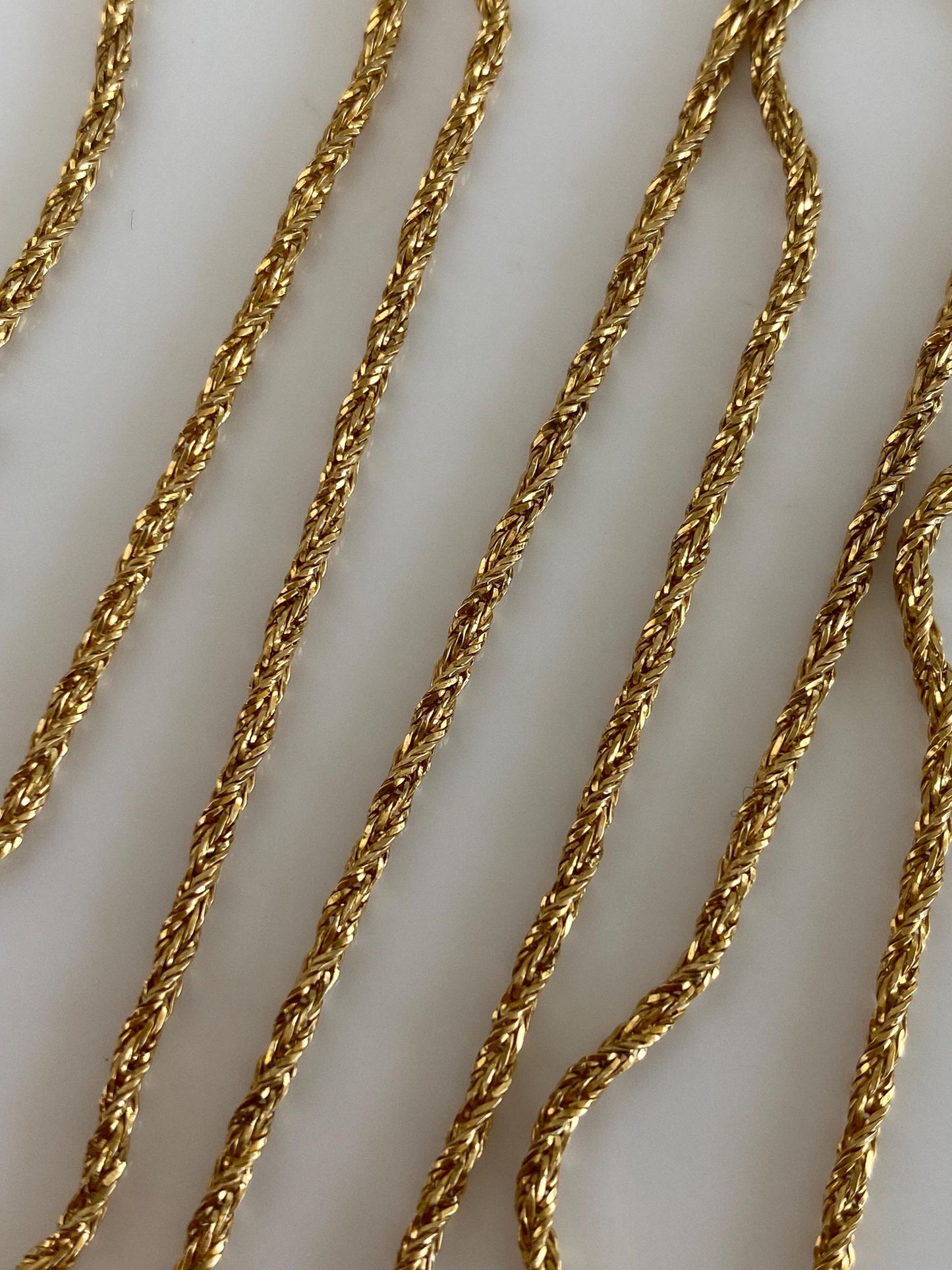 Solid 18k Yellow Gold Twist Chain Necklace - 23.5 inches