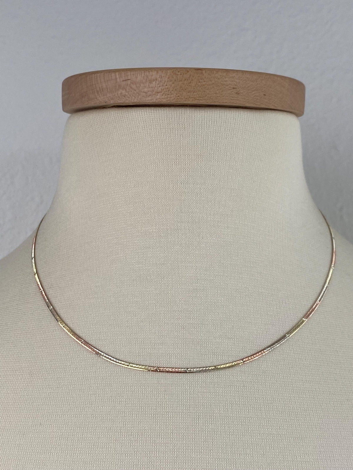 Vintage Solid 14k Tri Tone Gold Diamond Cut Slim Herringbone Chain Necklace - 17.5 inches