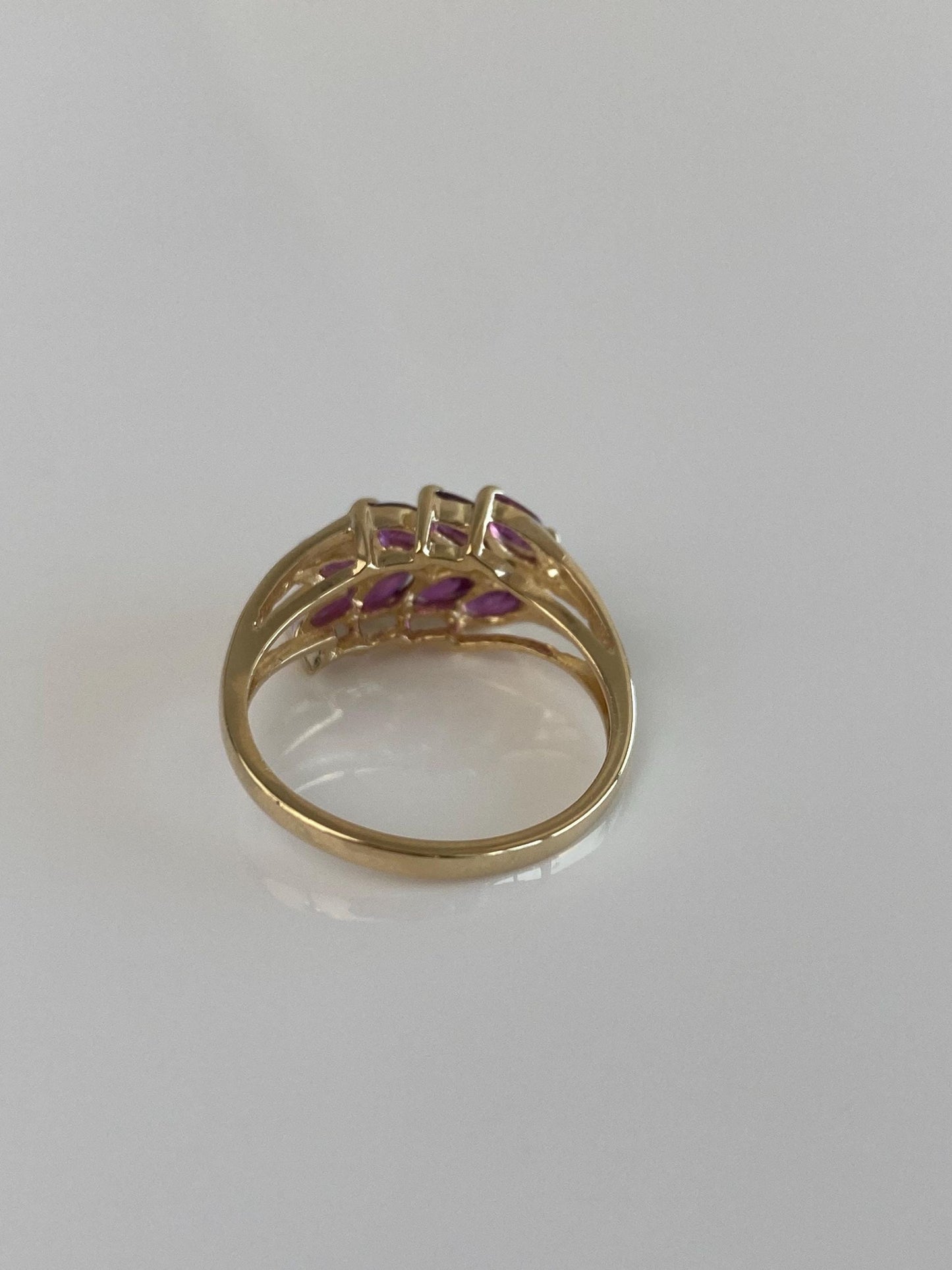 Vintage Solid 14k White & Yellow Gold Ruby Diamonds Ring - Size 5.5
