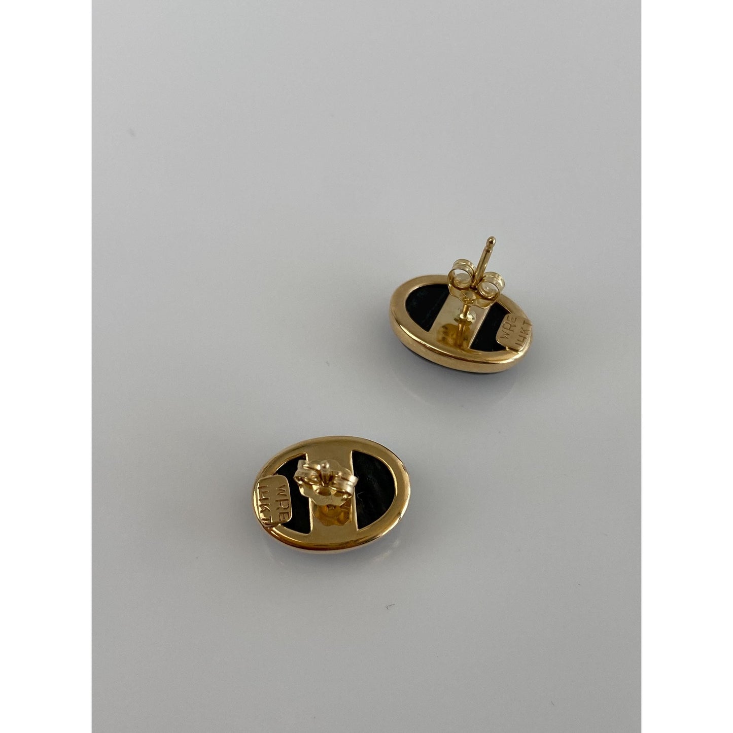 Vintage Solid 14k Yellow Gold Agate Stud Earrings