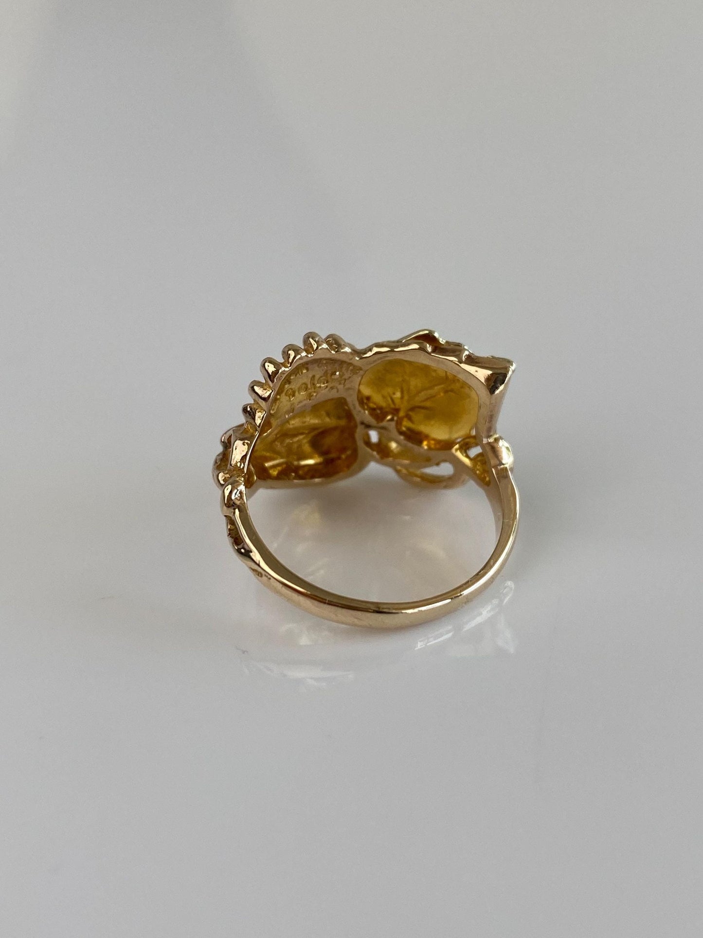 Vintage Solid 10k Black Hills Gold Leaves Ring - Size 5.25