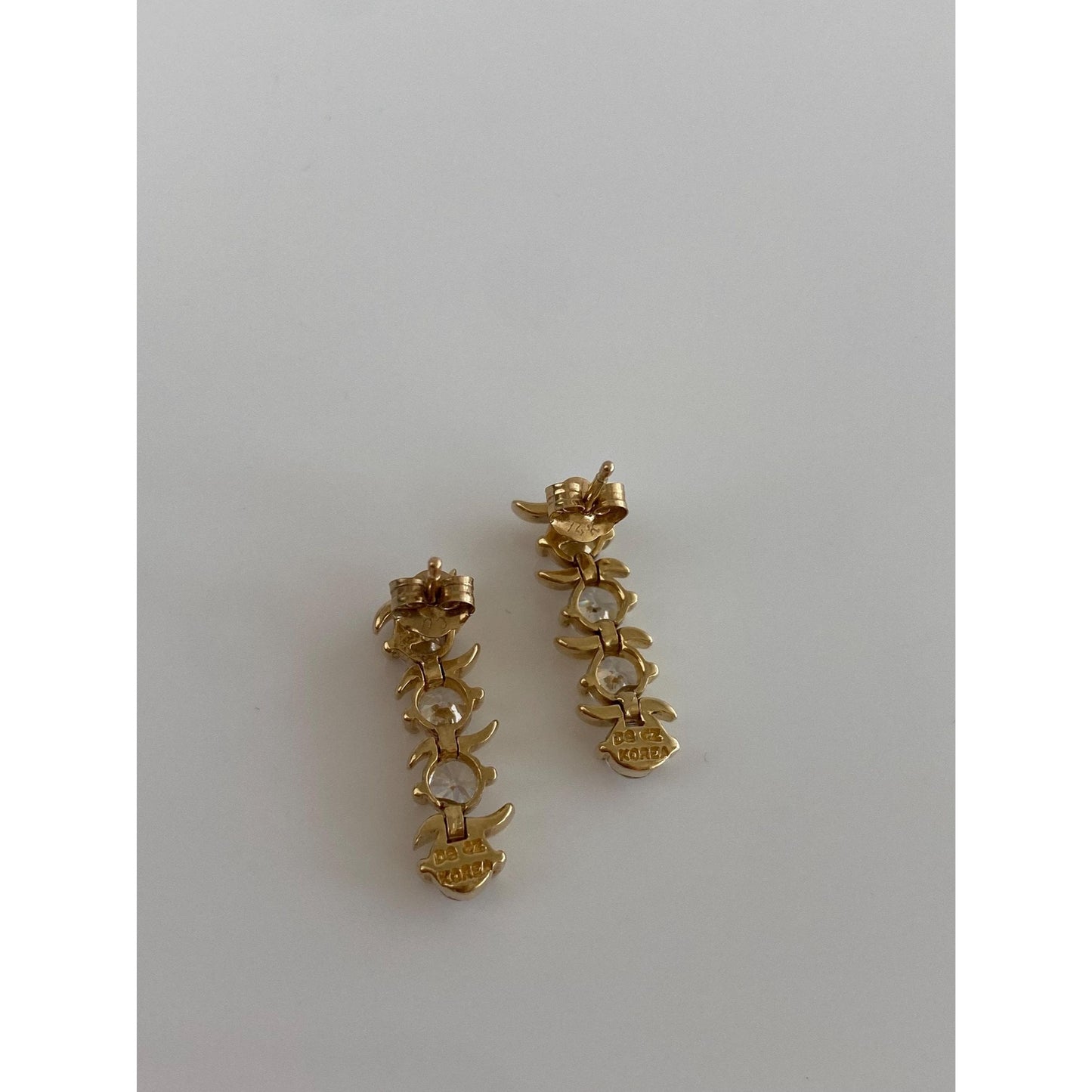 Vintage Solid 14k Yellow Gold Cubic Zirconia Drop Earrings