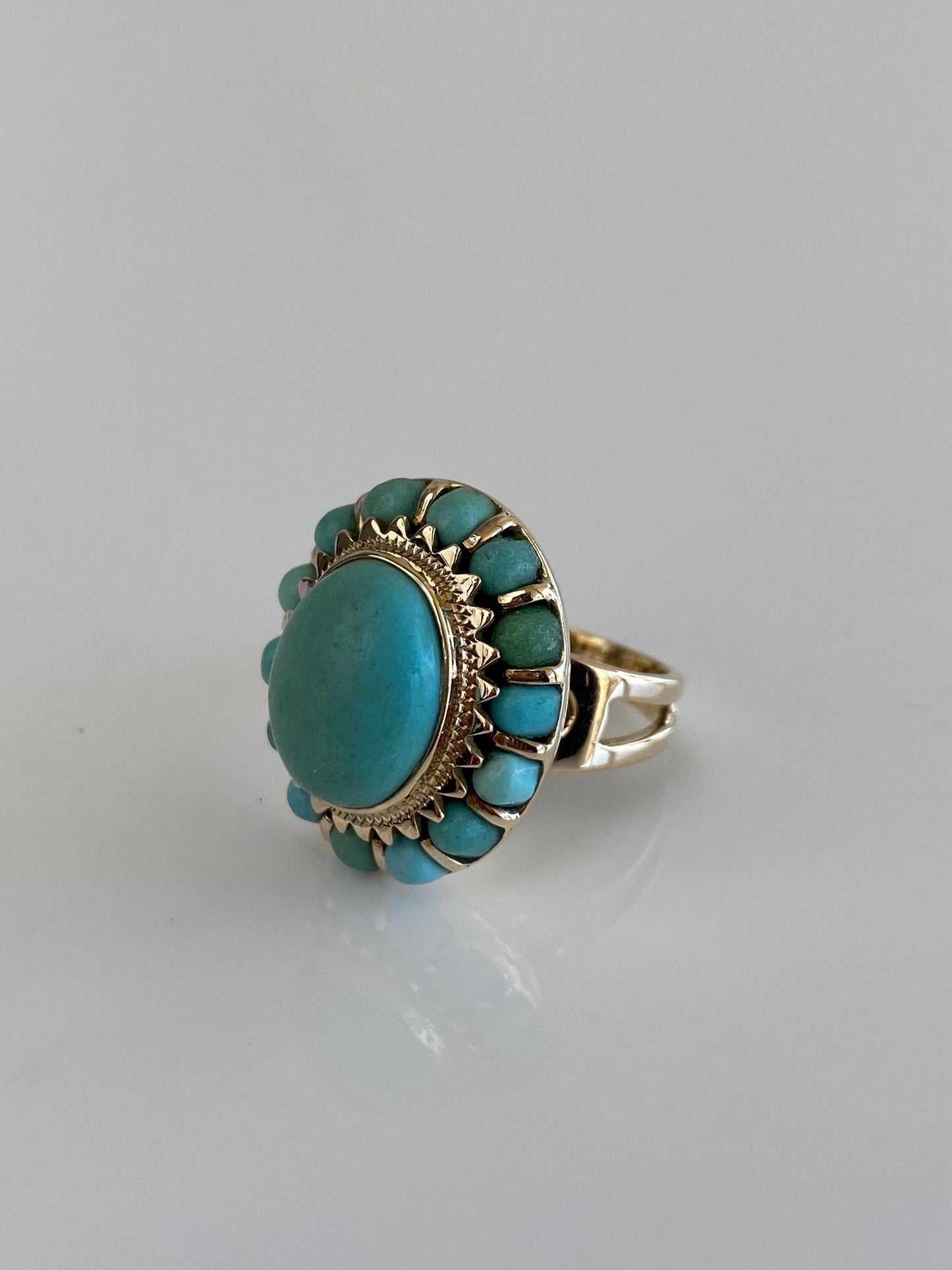 Vintage Solid 10k Yellow Gold Turquoise Halo Cluster Ring - Size 4.25