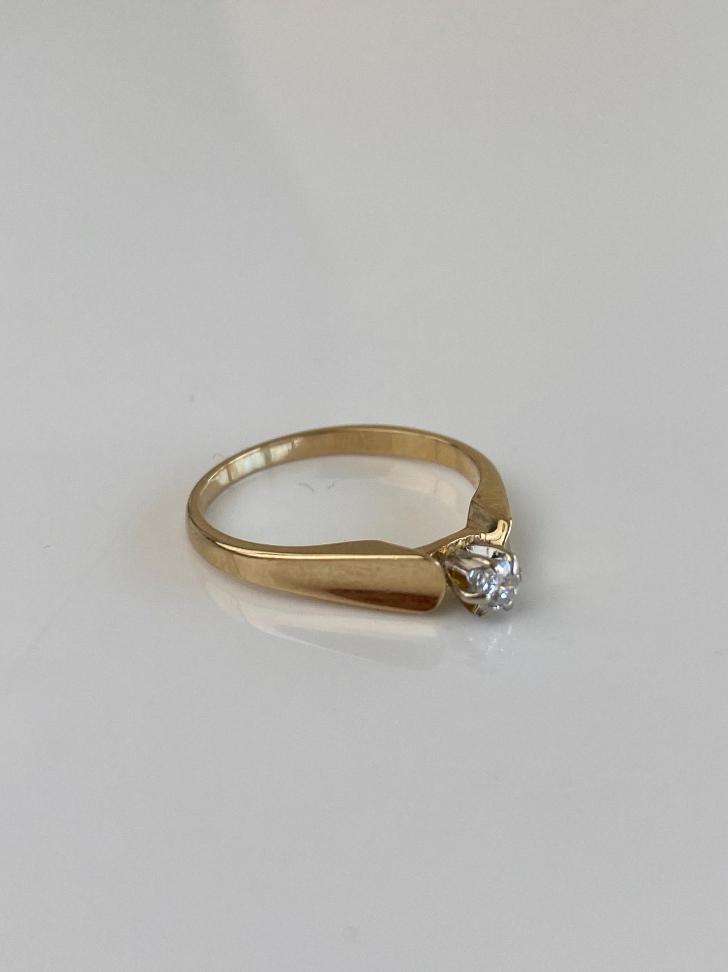 Vintage Solid 14k White & Yellow Gold Diamond Ring - Size 6.25