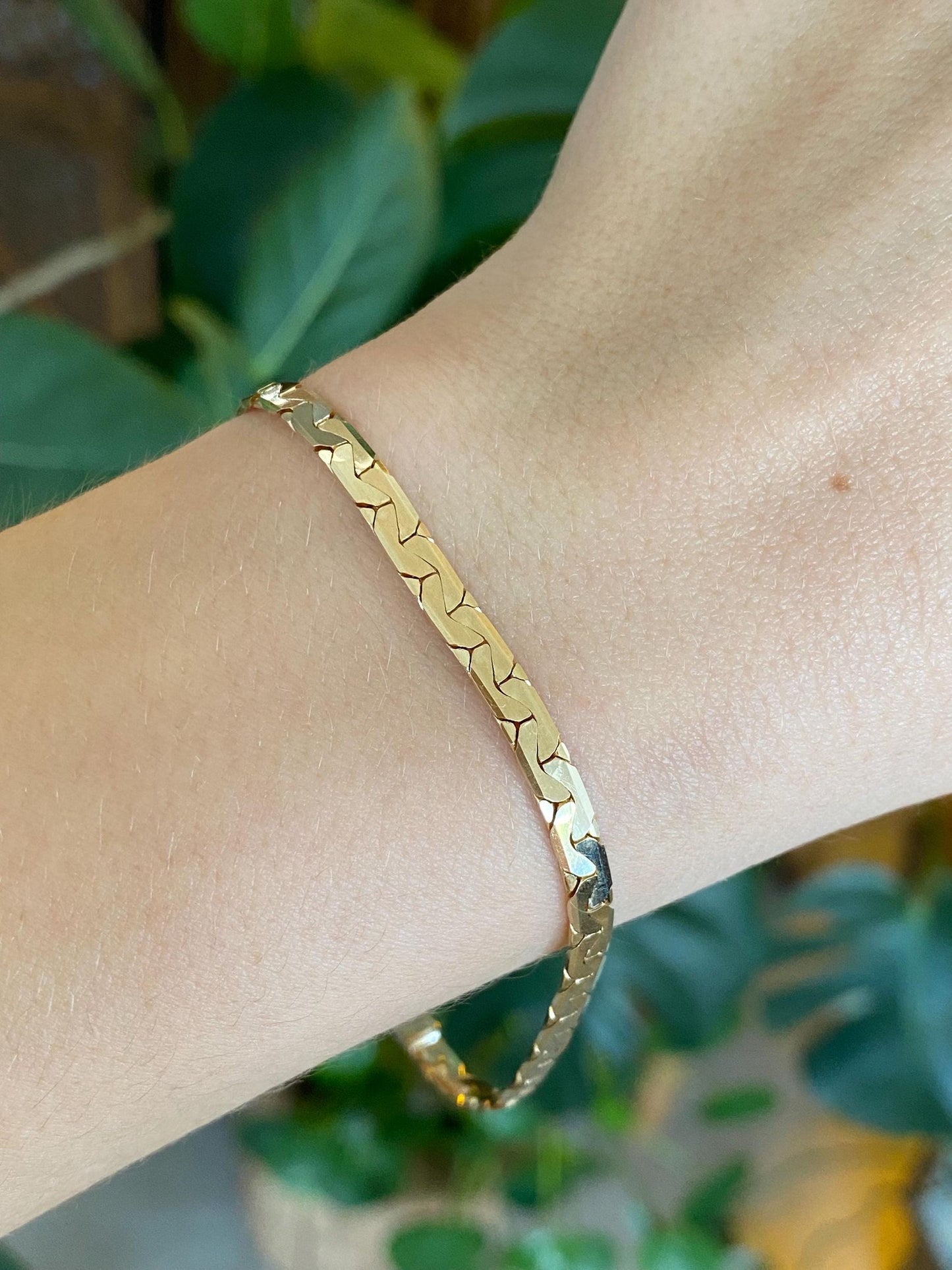 Vintage Solid 14k Yellow Gold Flat C Link Chain Bracelet - 8 inches