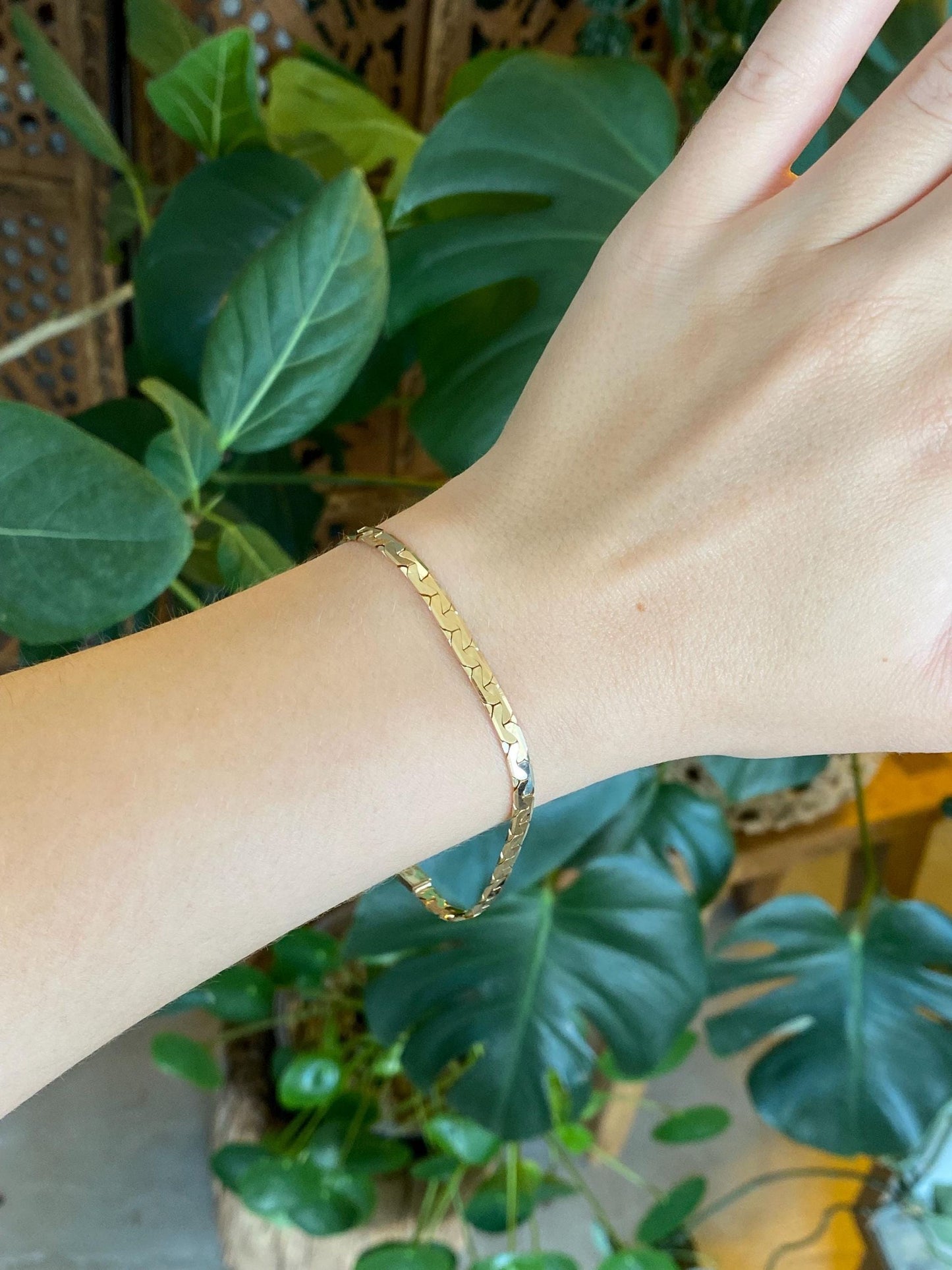 Vintage Solid 14k Yellow Gold Flat C Link Chain Bracelet - 8 inches