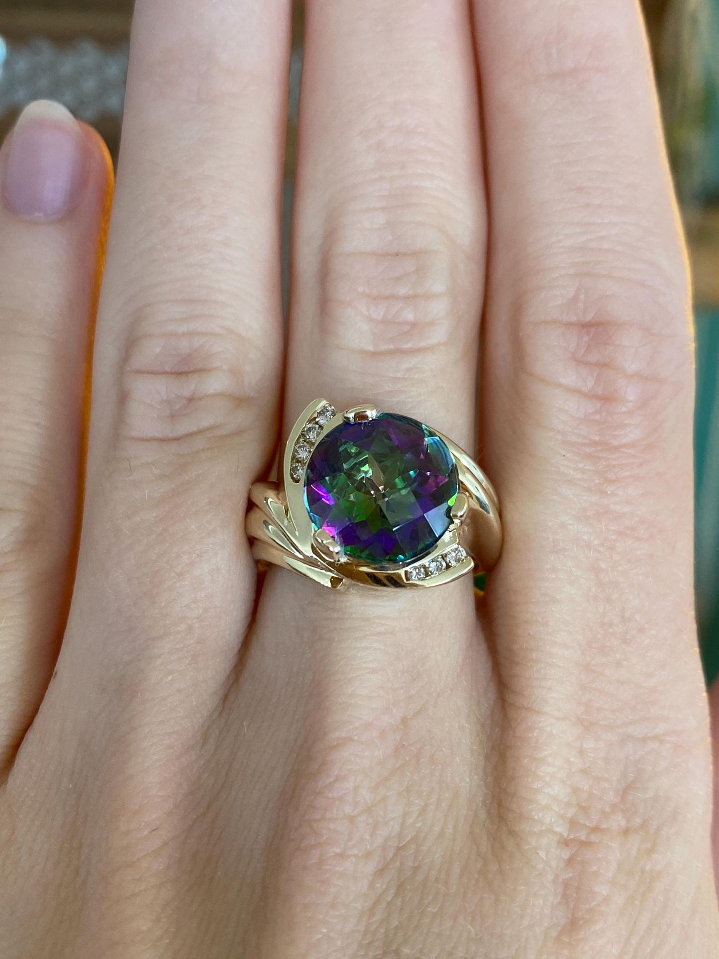 Vintage Solid 14k Yellow Gold Diamond Mystic Topaz Ring - Size 7.75