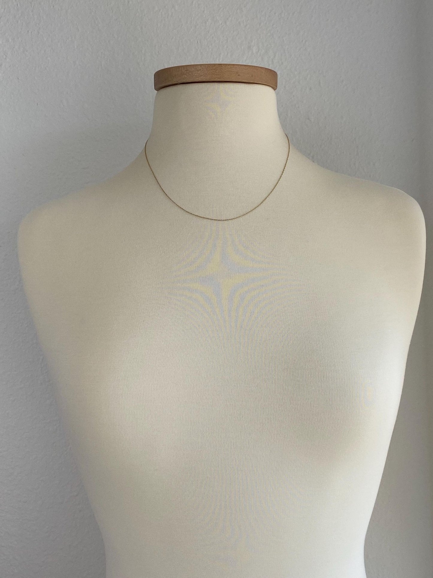 Vintage Solid 14k Yellow Gold Dainty Chain Necklace - 18.25 inches