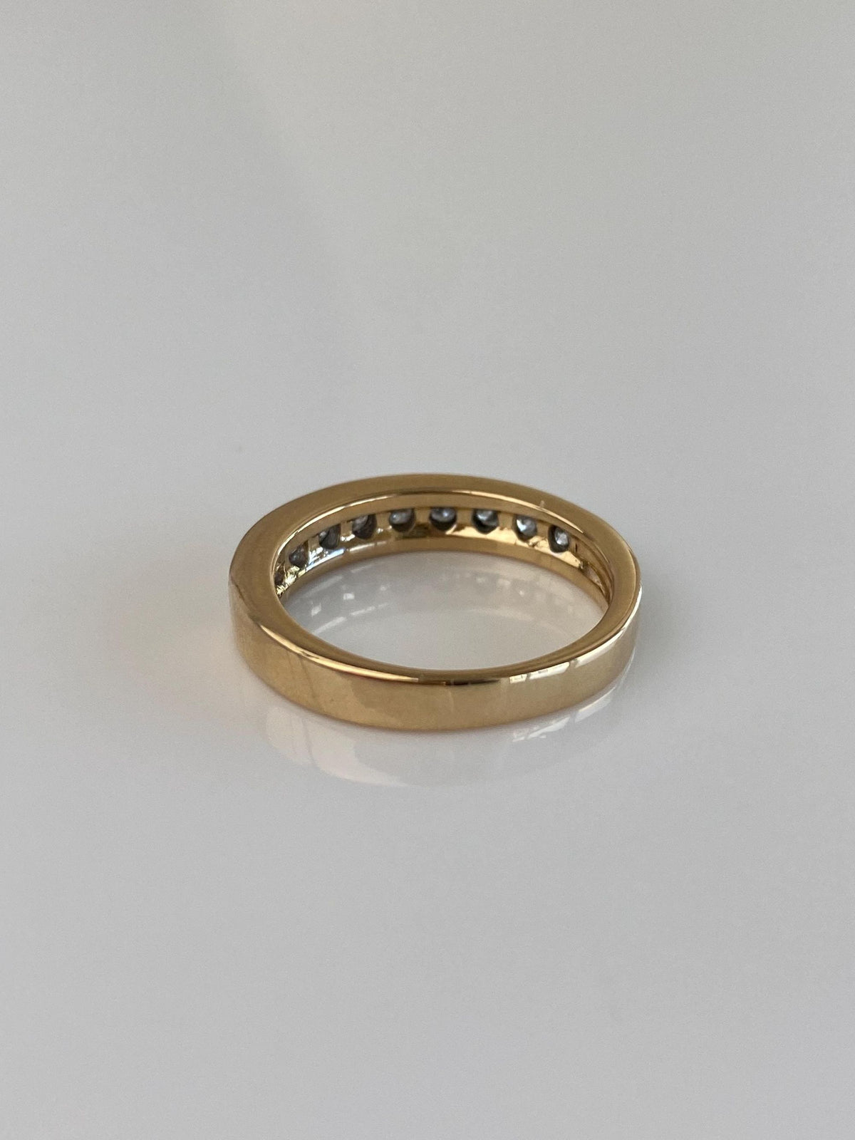 Vintage Solid 14k Yellow Gold Diamonds Ring Band - Size 6