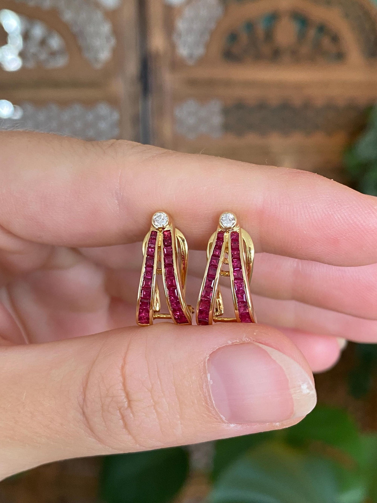 Vintage Solid 18k Yellow Gold Ruby Diamond Drop Earrings