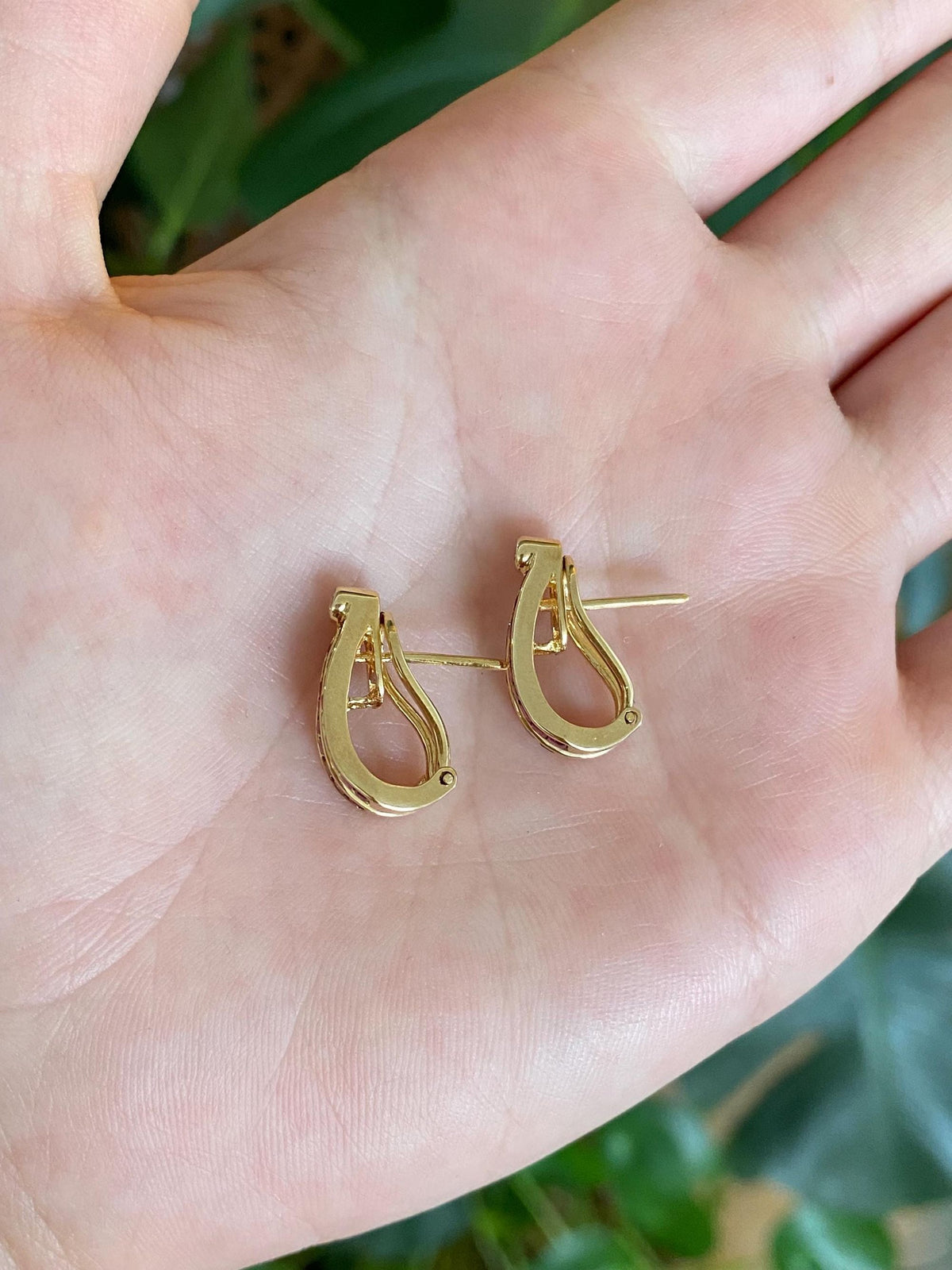 Vintage Solid 18k Yellow Gold Ruby Diamond Drop Earrings