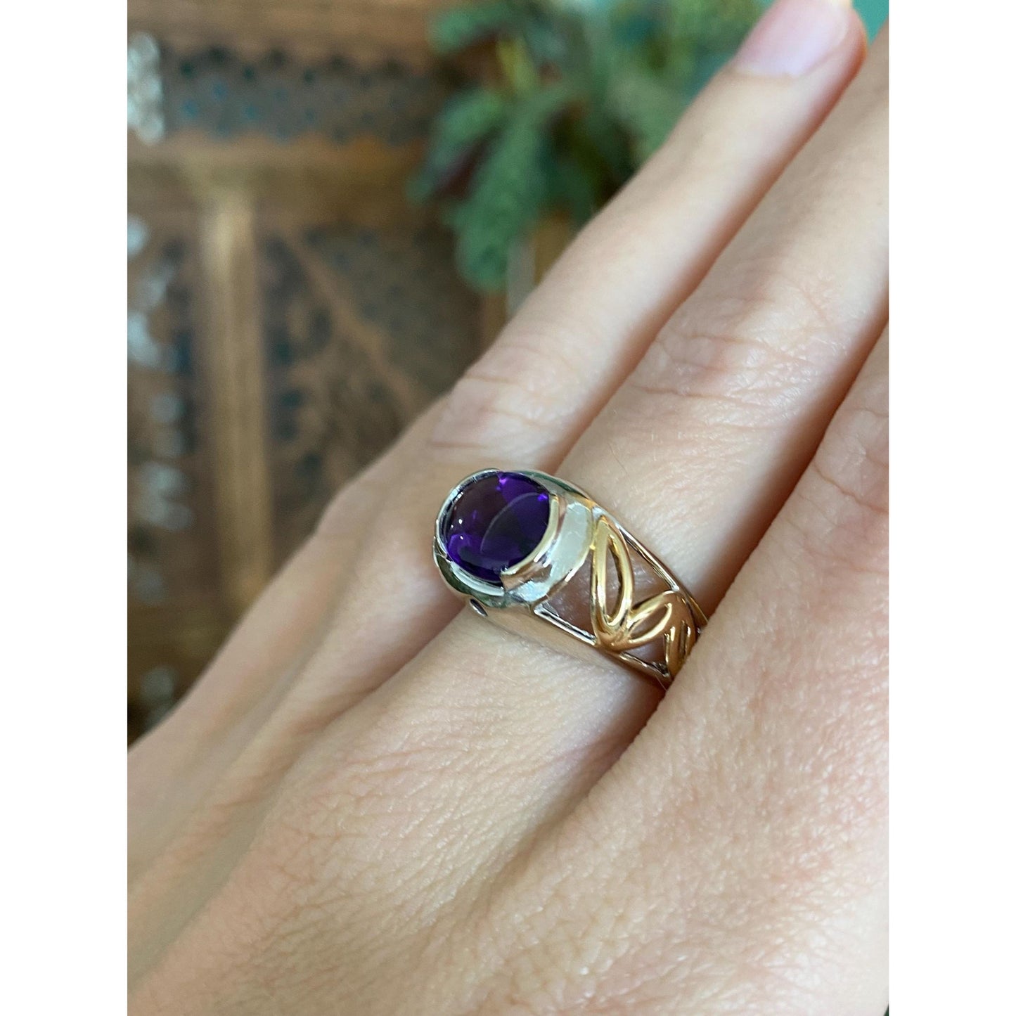 Vintage Solid 14k White & Yellow Gold Amethyst Ring - Size 7