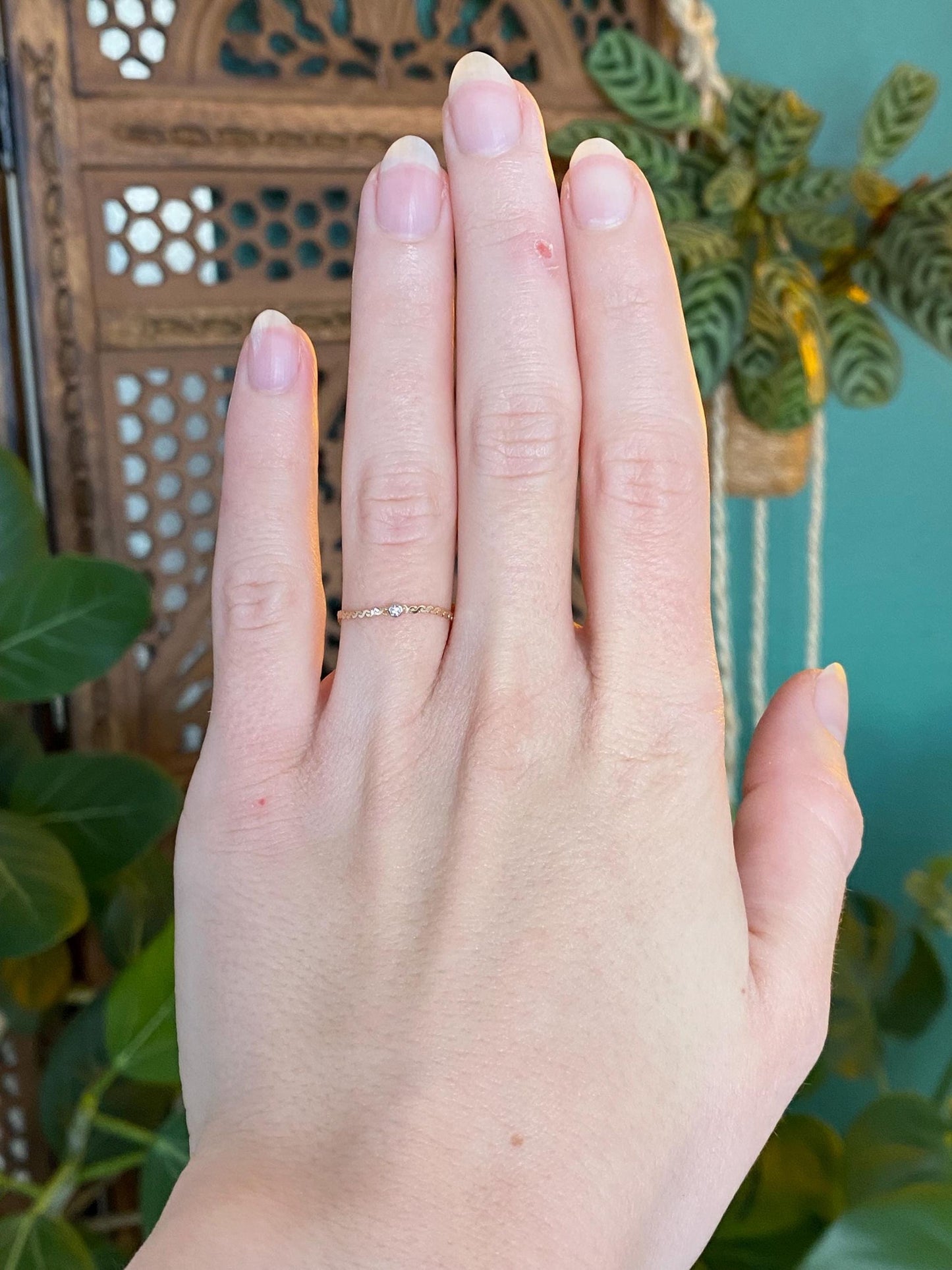 Vintage Solid 14k White & Yellow Gold Clear Spinel Serpentine Chain Ring - Size 8