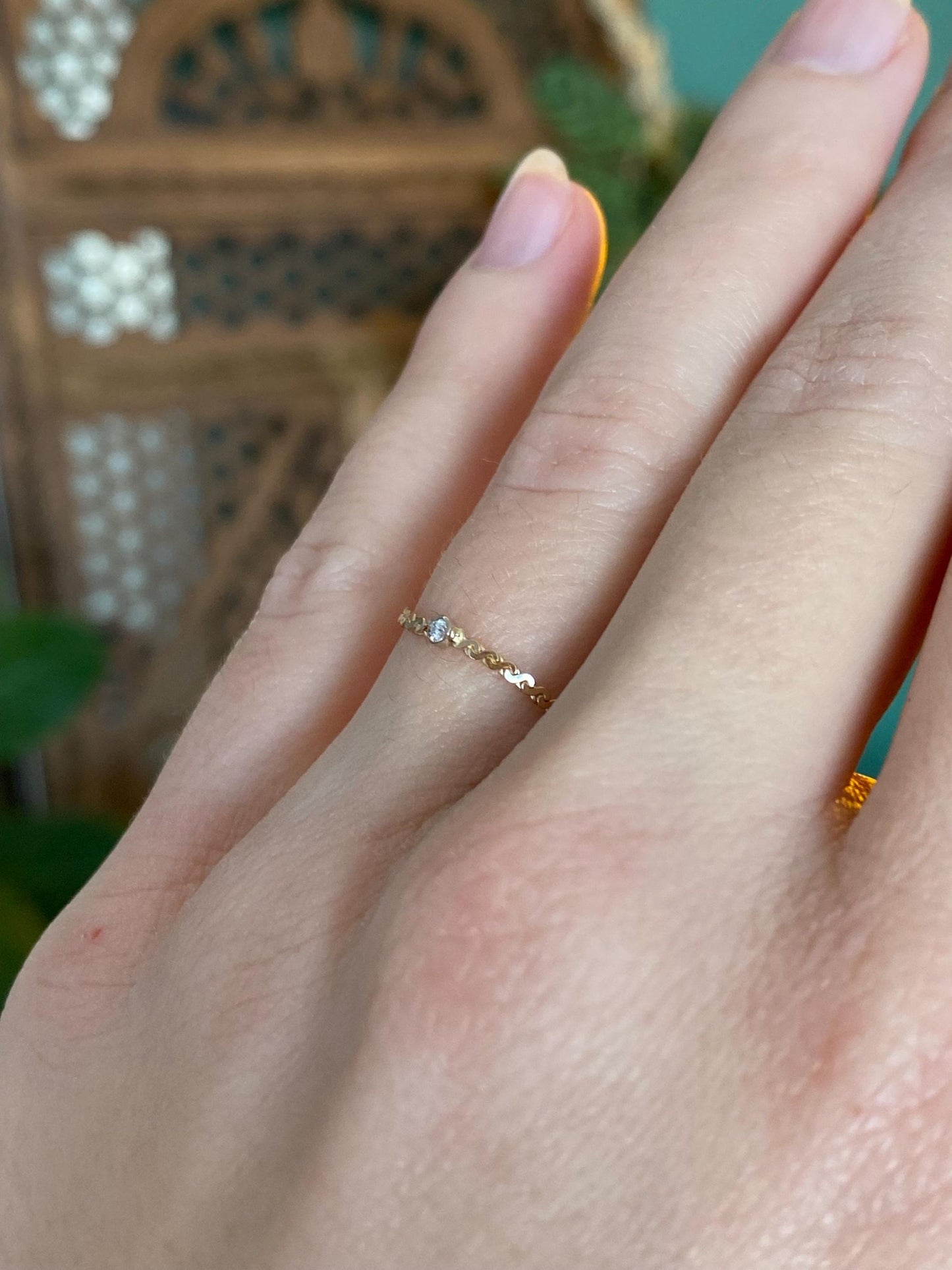 Vintage Solid 14k White & Yellow Gold Clear Spinel Serpentine Chain Ring - Size 8